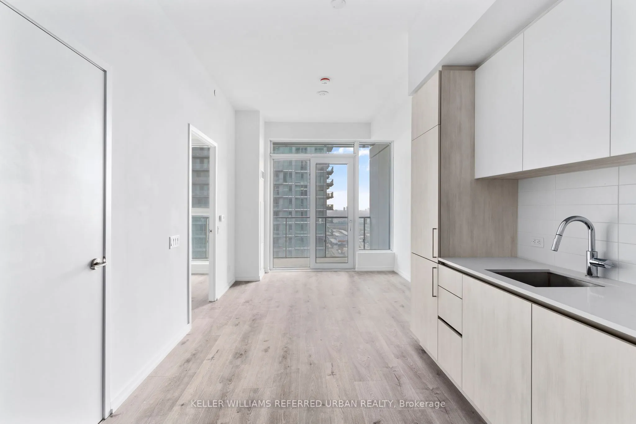 7890 Jane Street, #2910