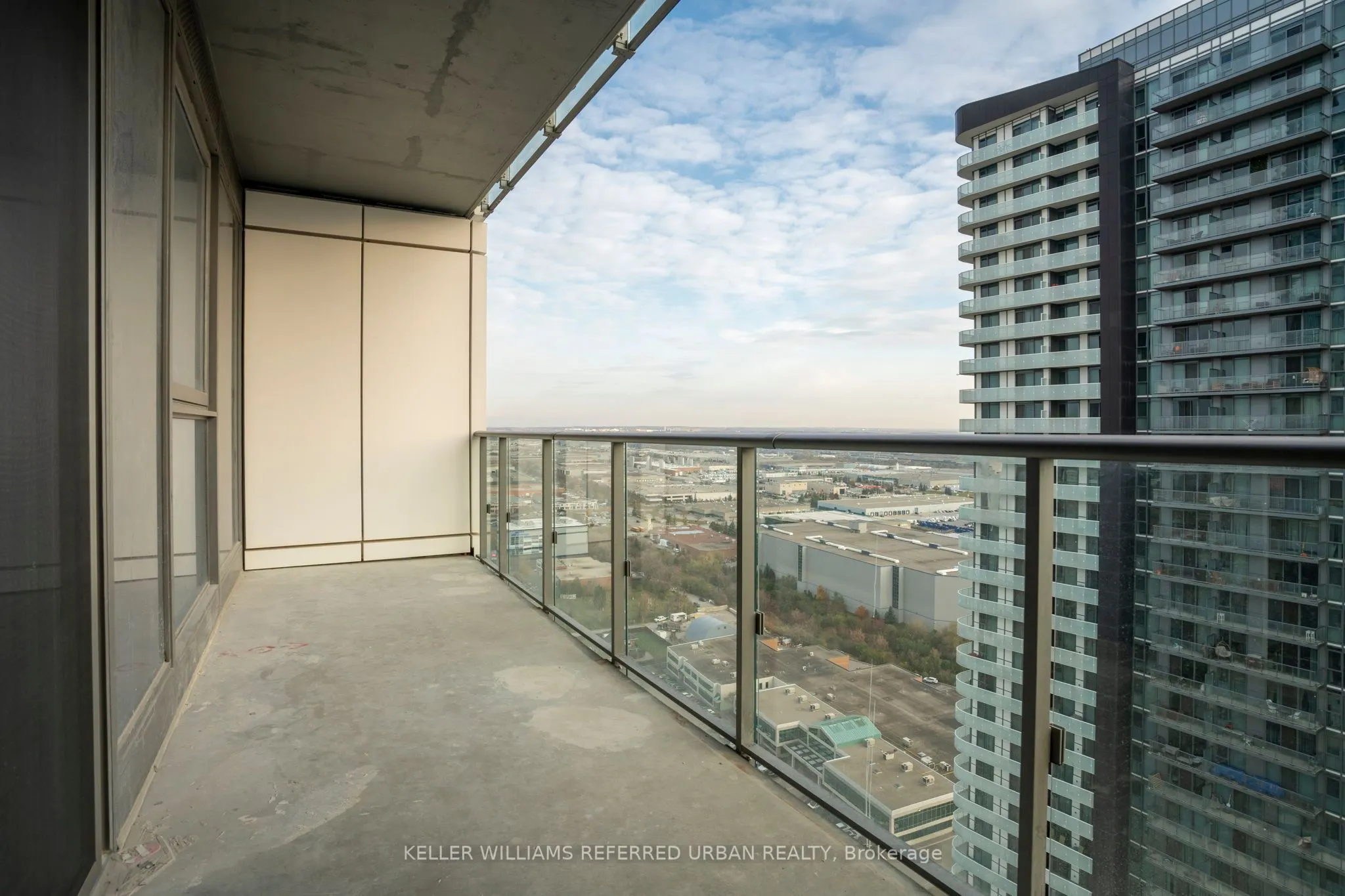 7890 Jane Street, #2910