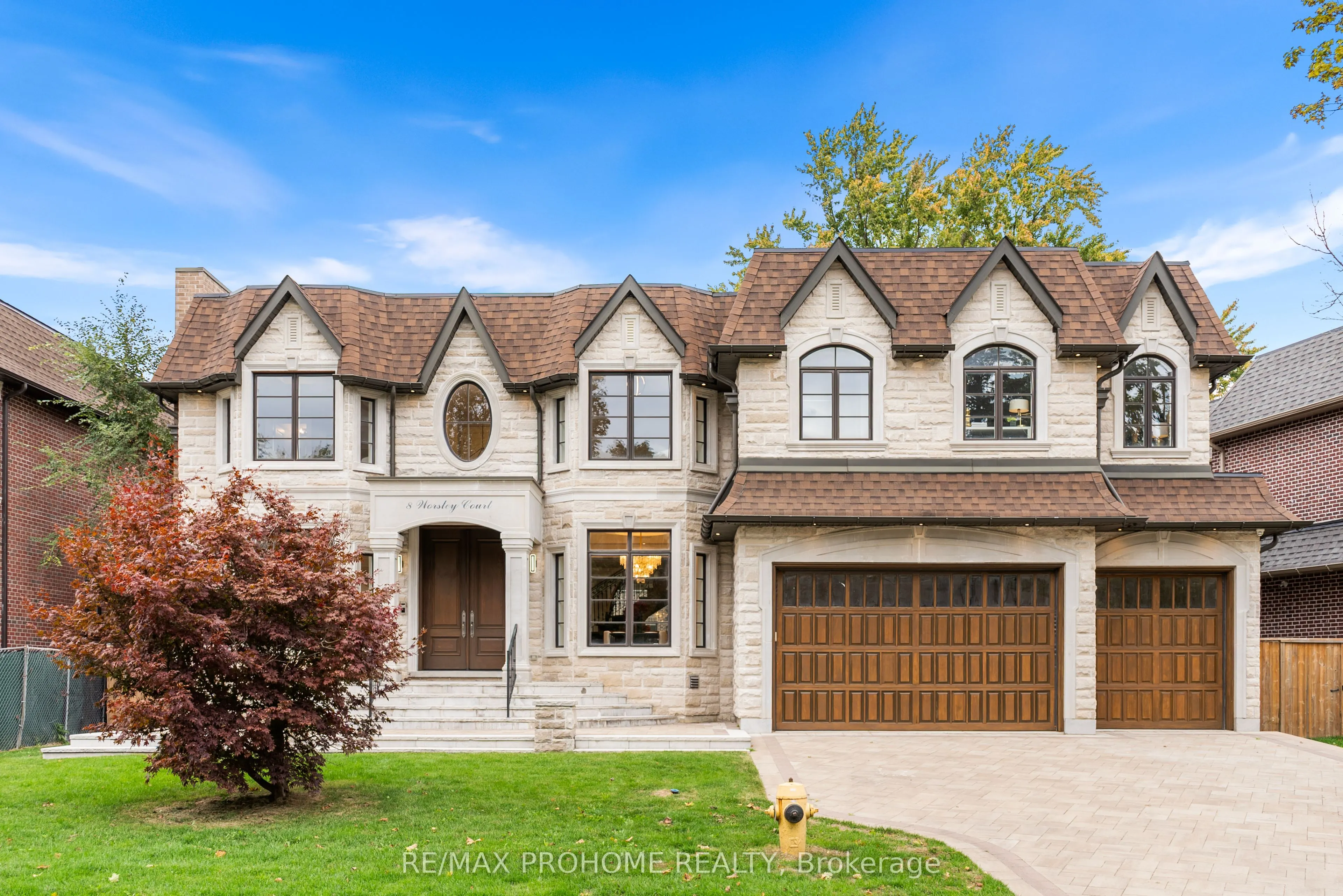 8 Worsley Court