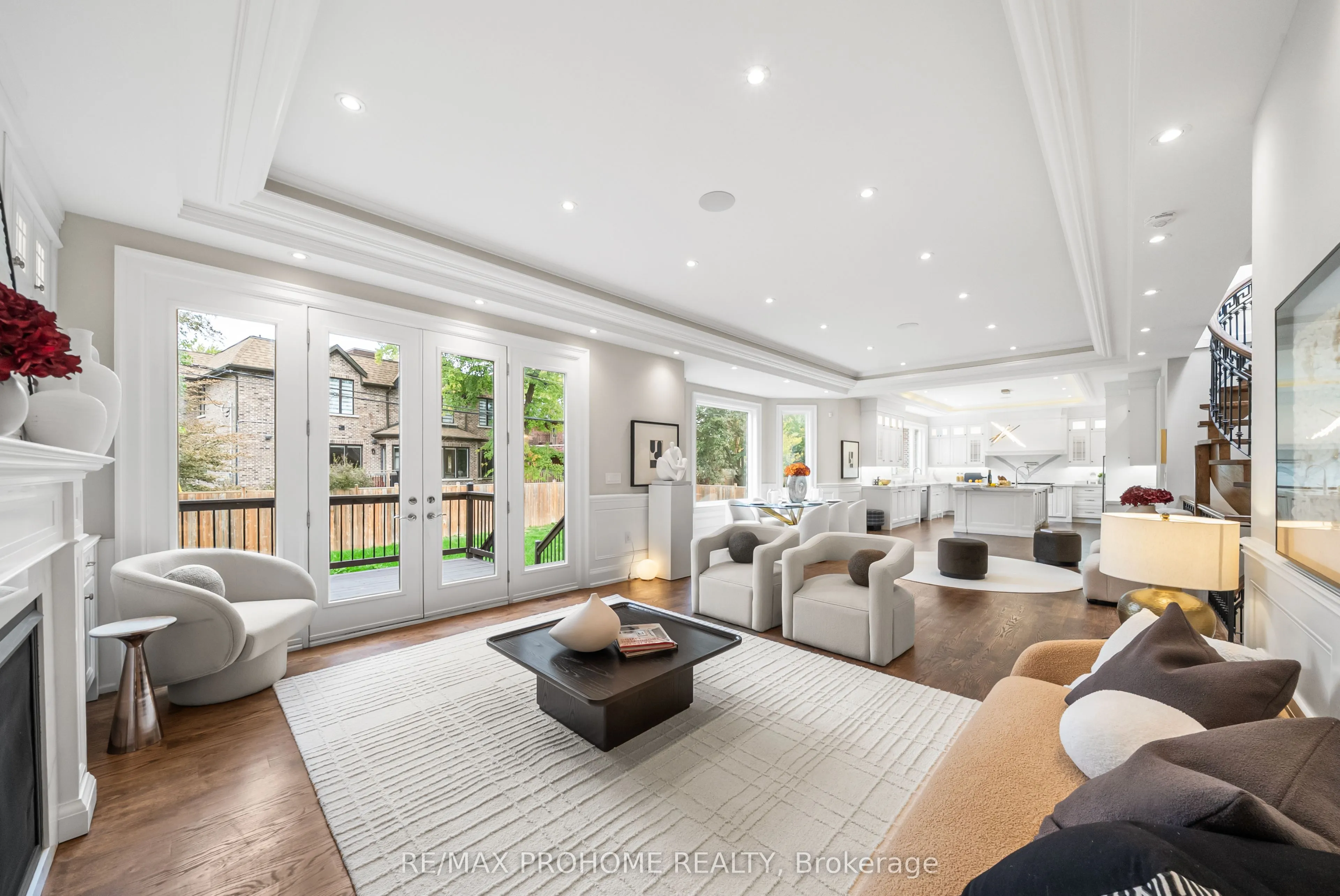 8 Worsley Court