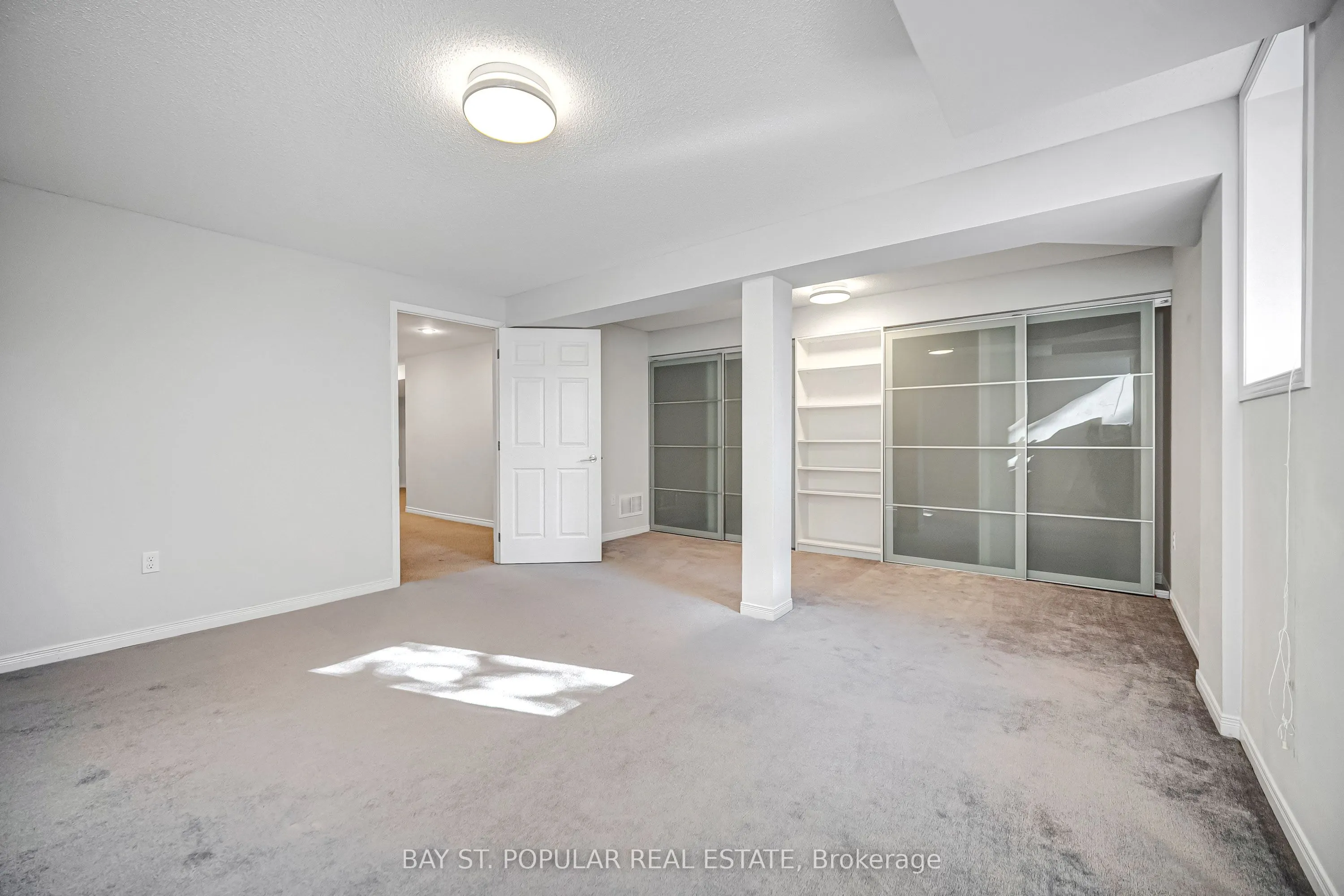 21 Westcliffe Crescent