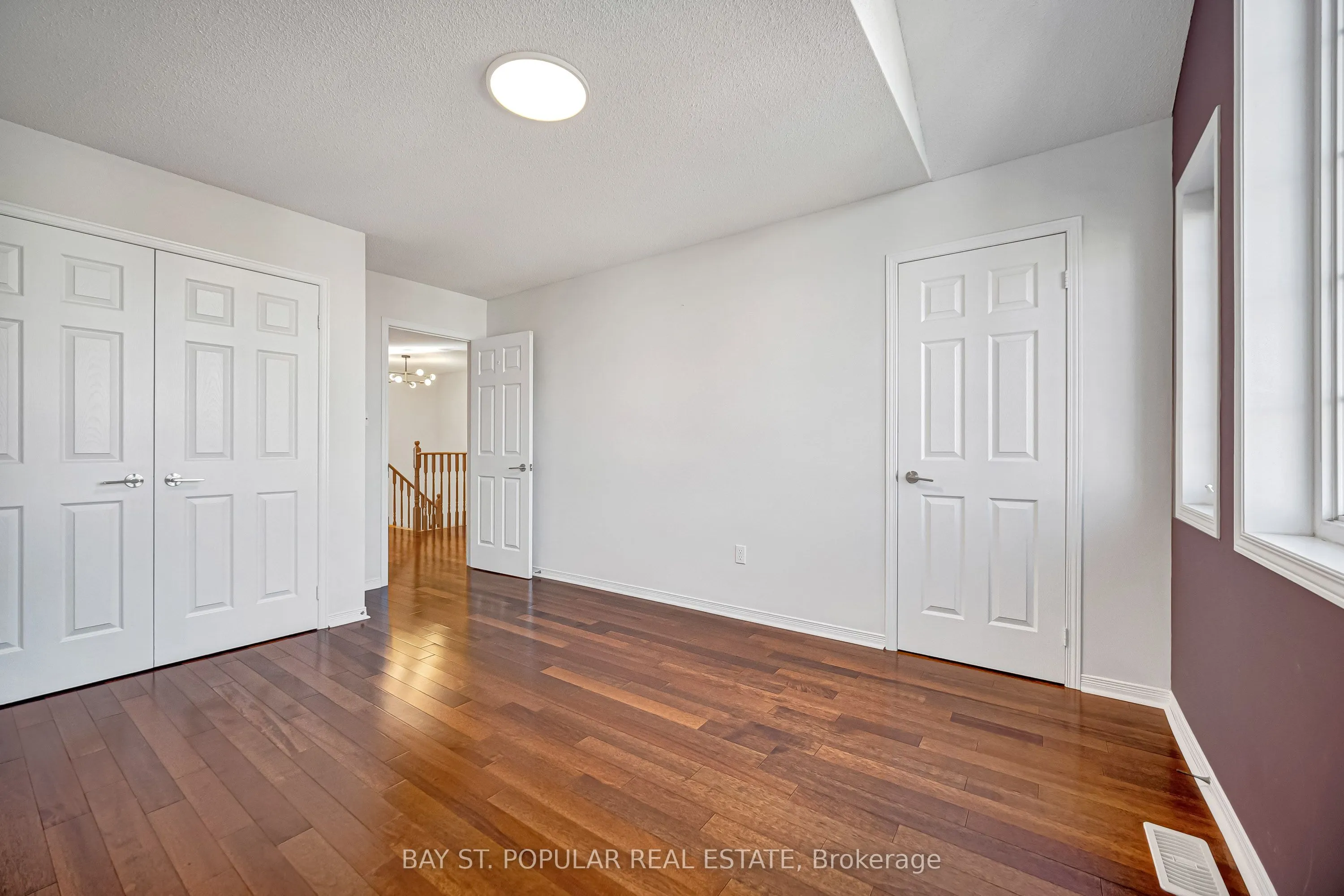 21 Westcliffe Crescent