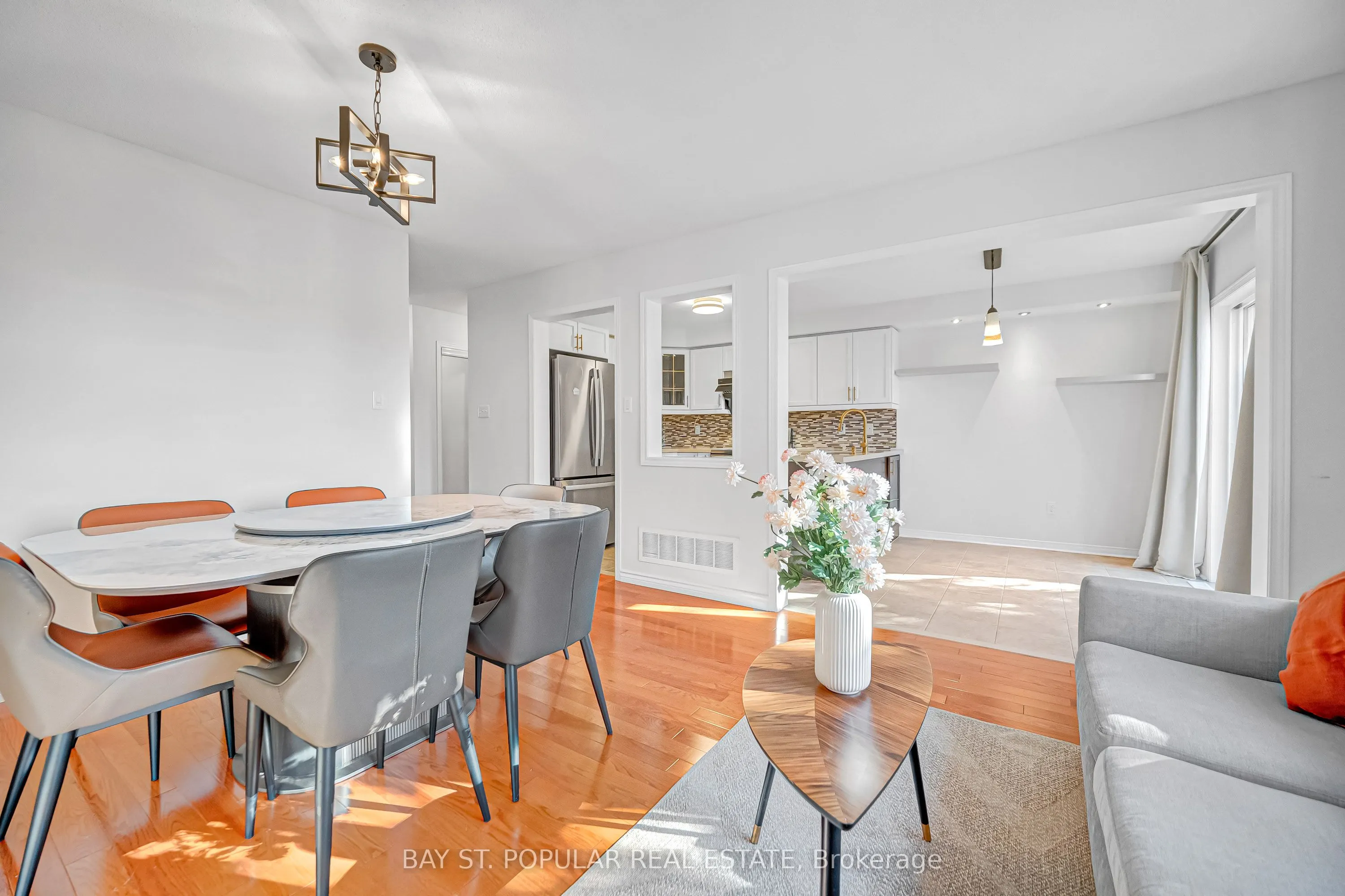 21 Westcliffe Crescent
