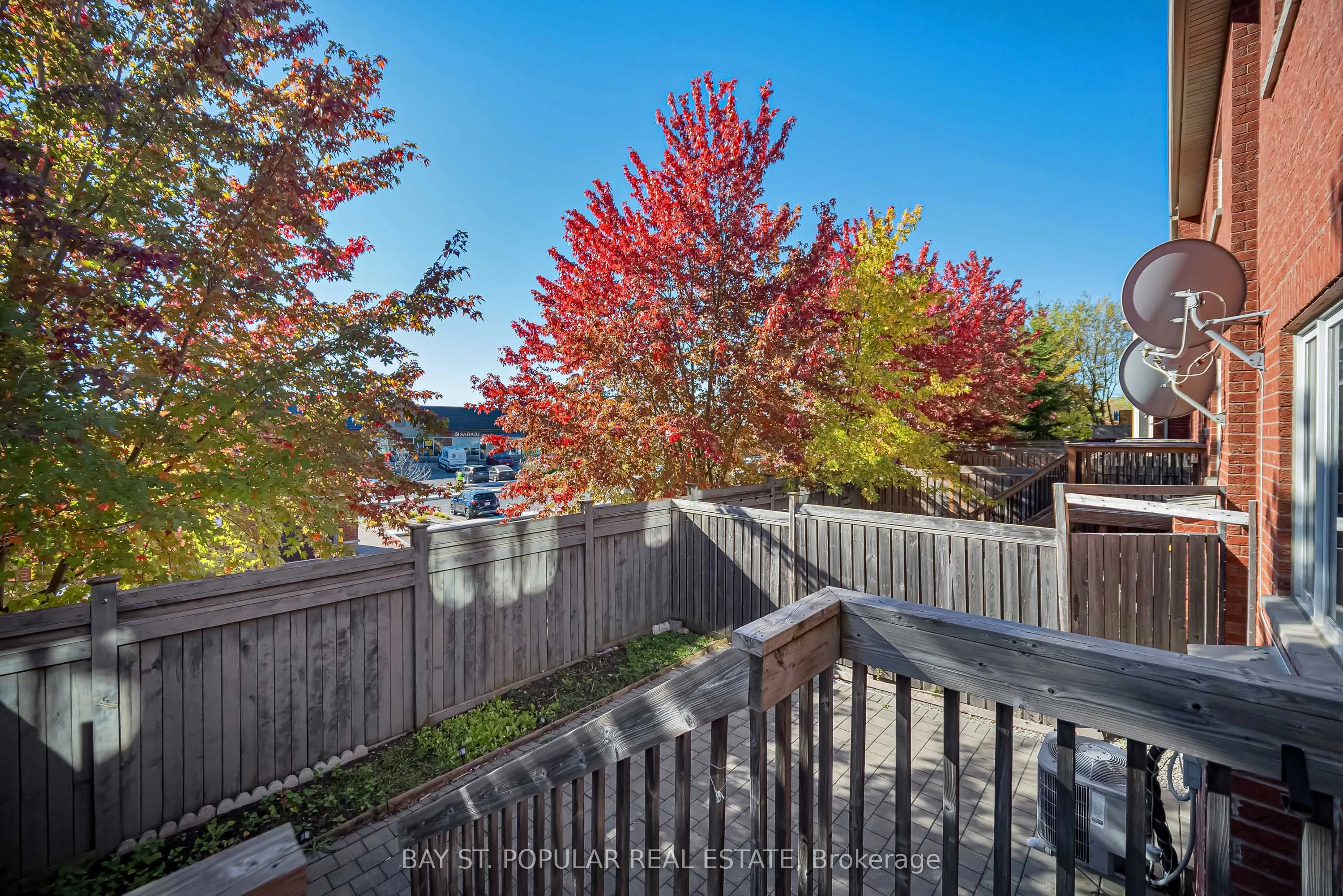21 Westcliffe Crescent
