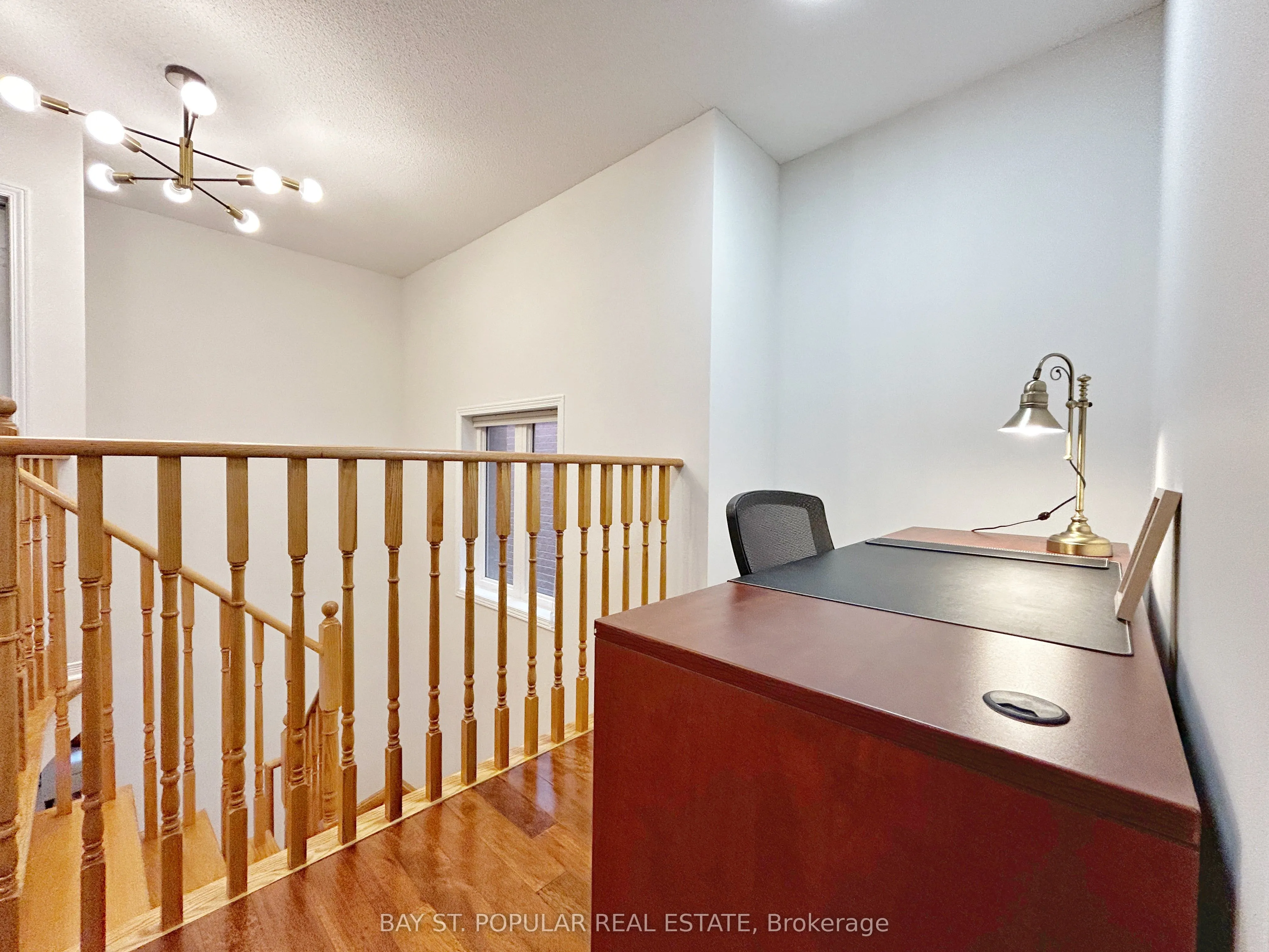 21 Westcliffe Crescent