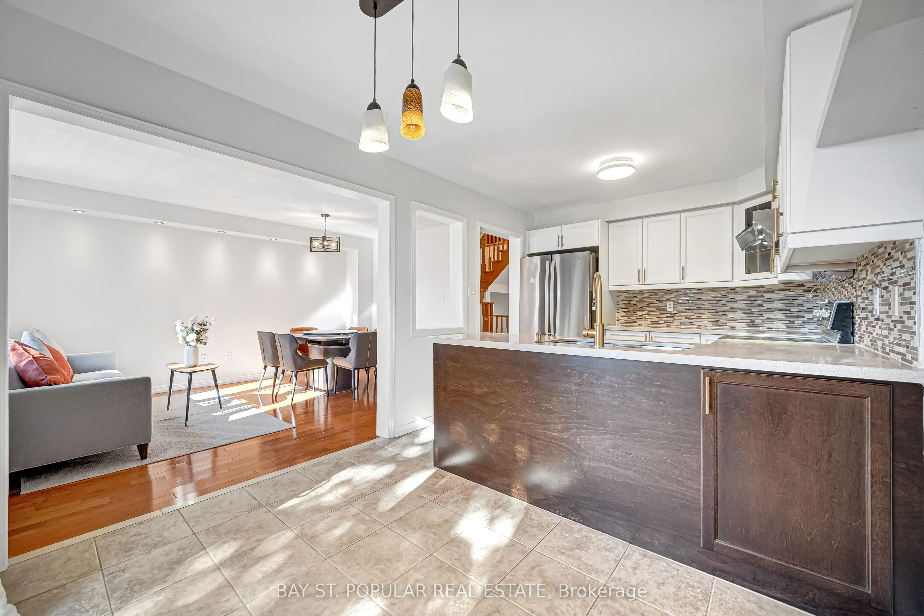 21 Westcliffe Crescent