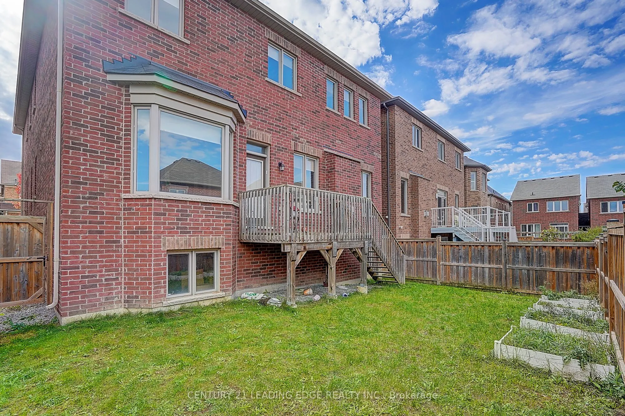 8 Hubner Avenue