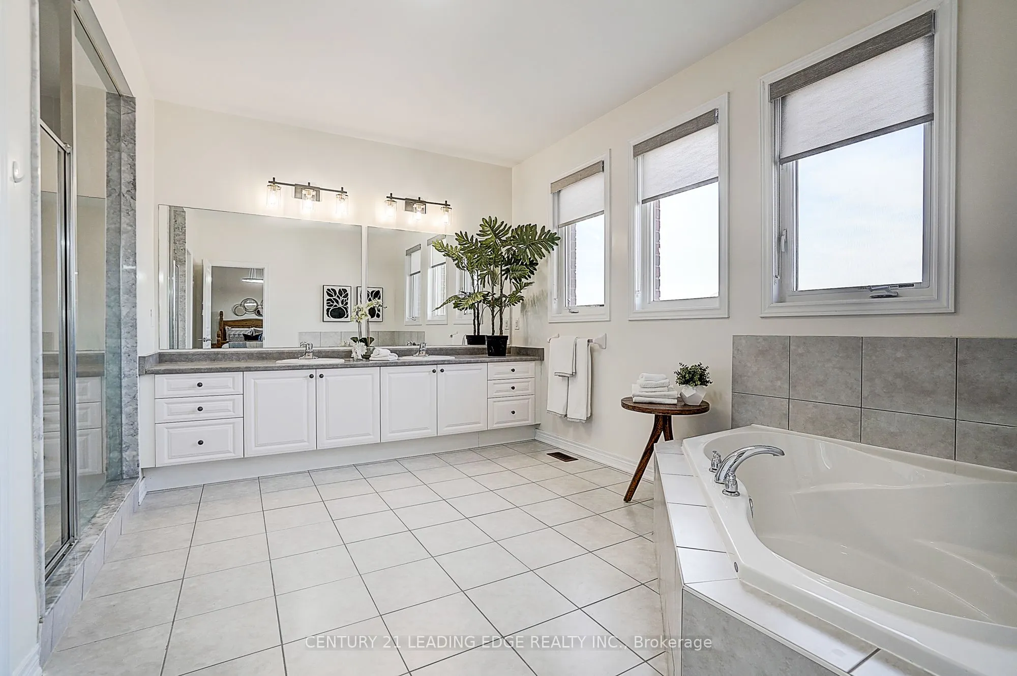 8 Hubner Avenue