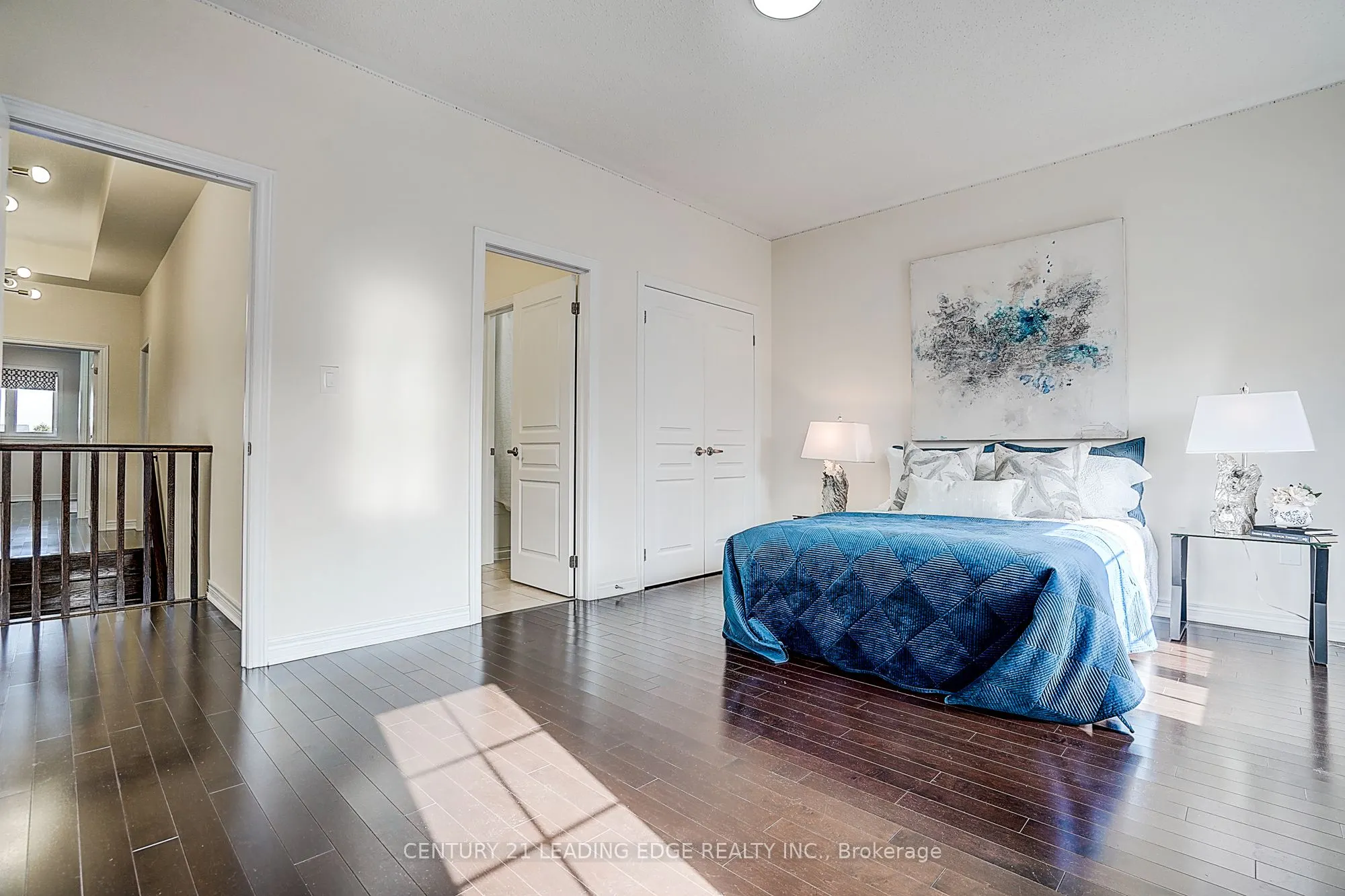 8 Hubner Avenue