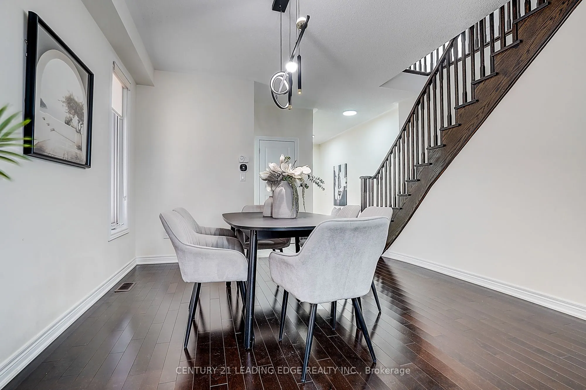 8 Hubner Avenue