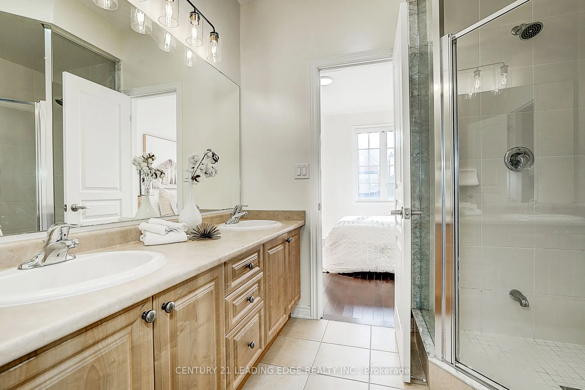 8 Hubner Avenue