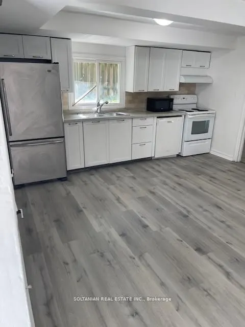 257 Parkwood Avenue