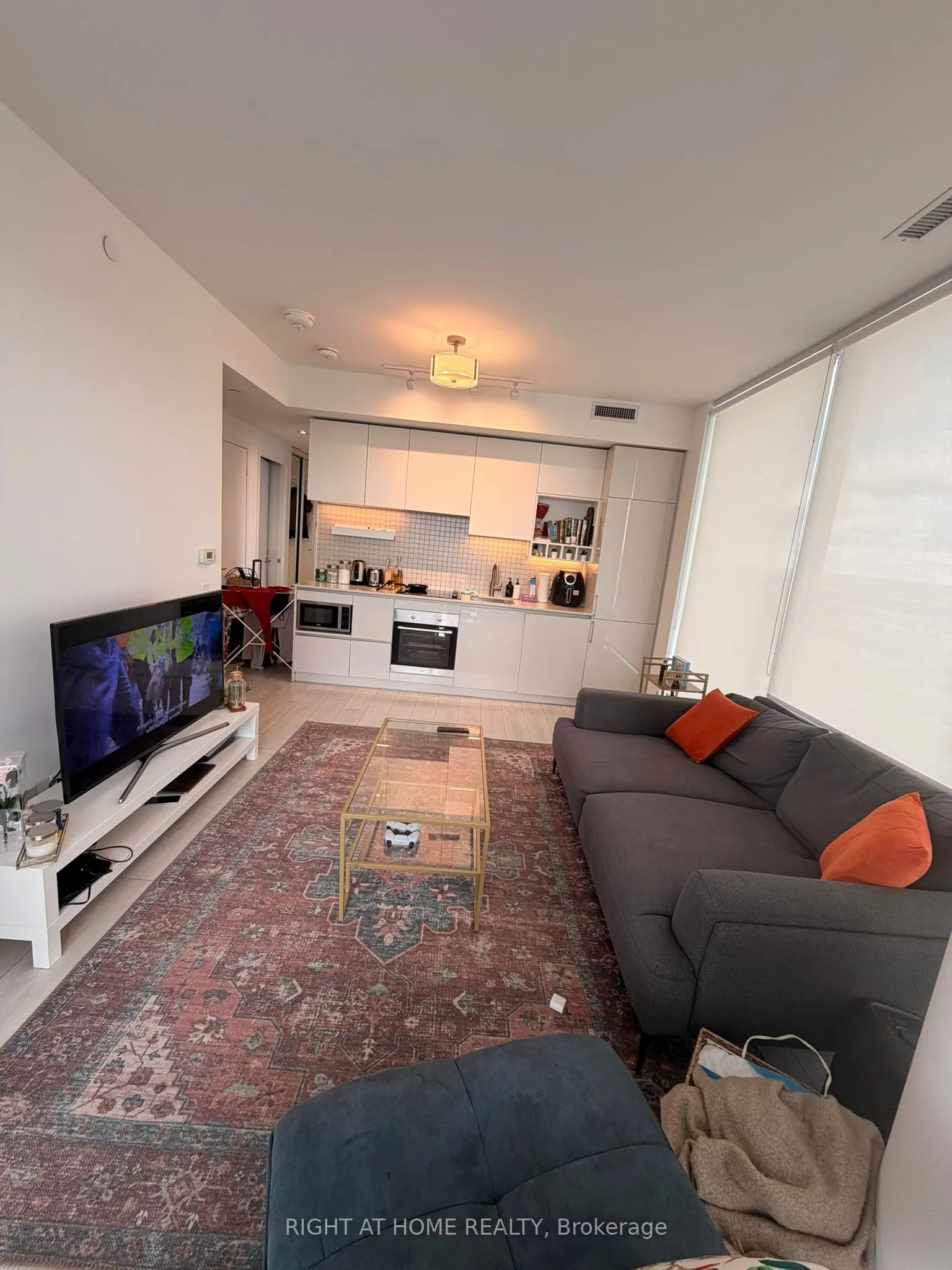 898 Portage Parkway, #3903