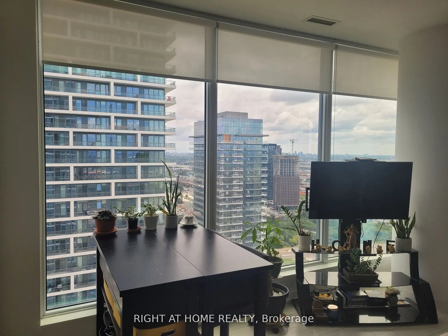 898 Portage Parkway, #3903