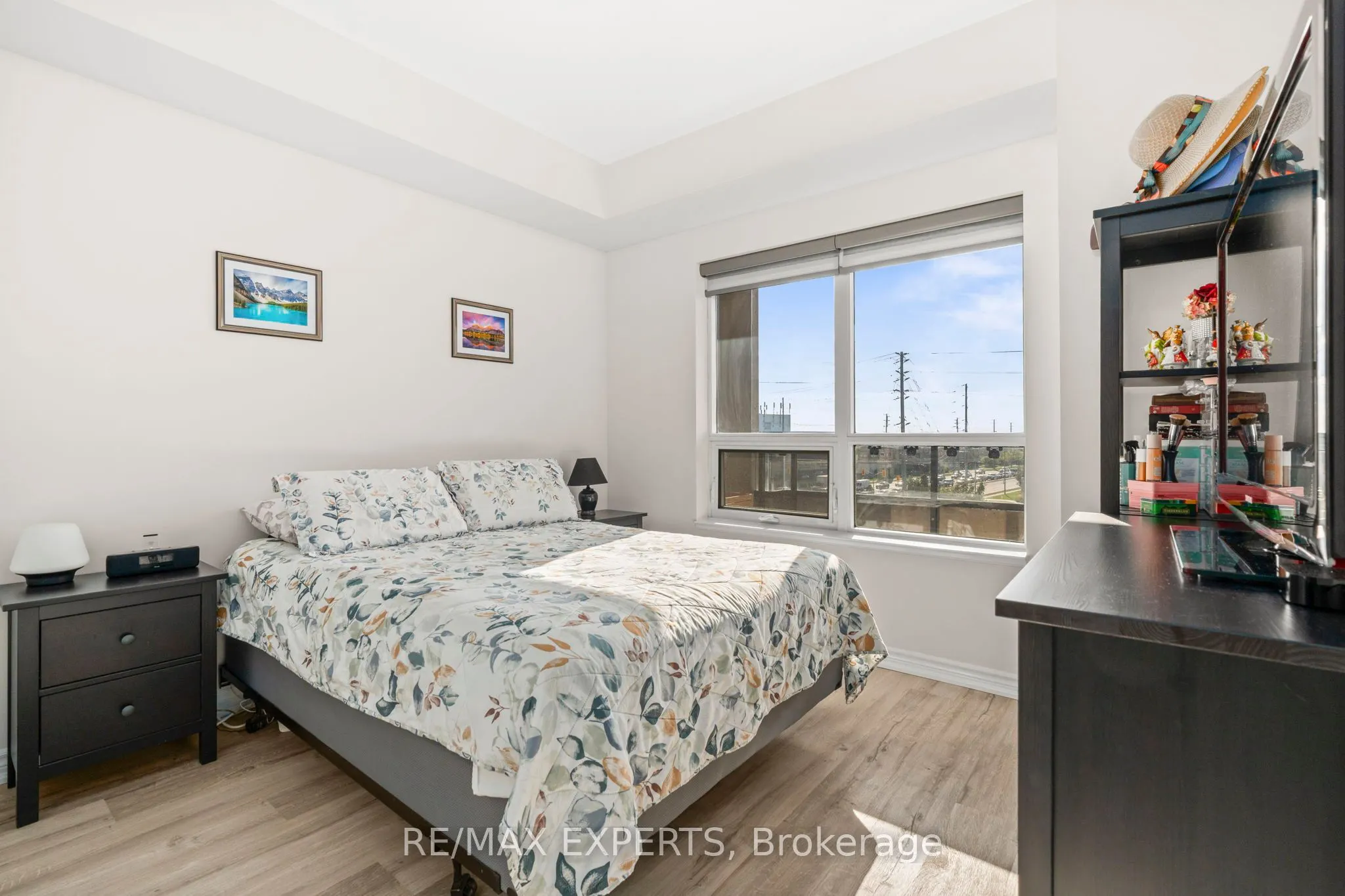 9225 Jane Street, #515