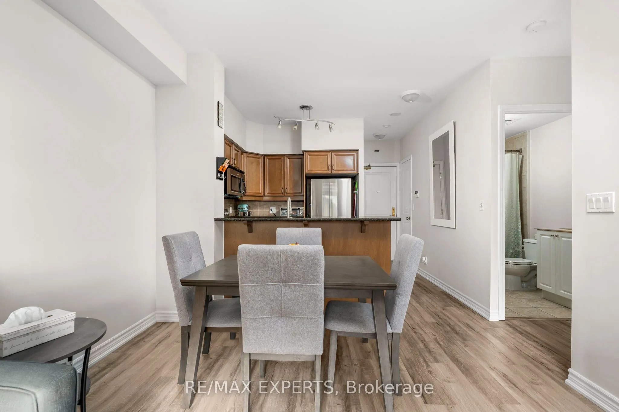 9225 Jane Street, #515