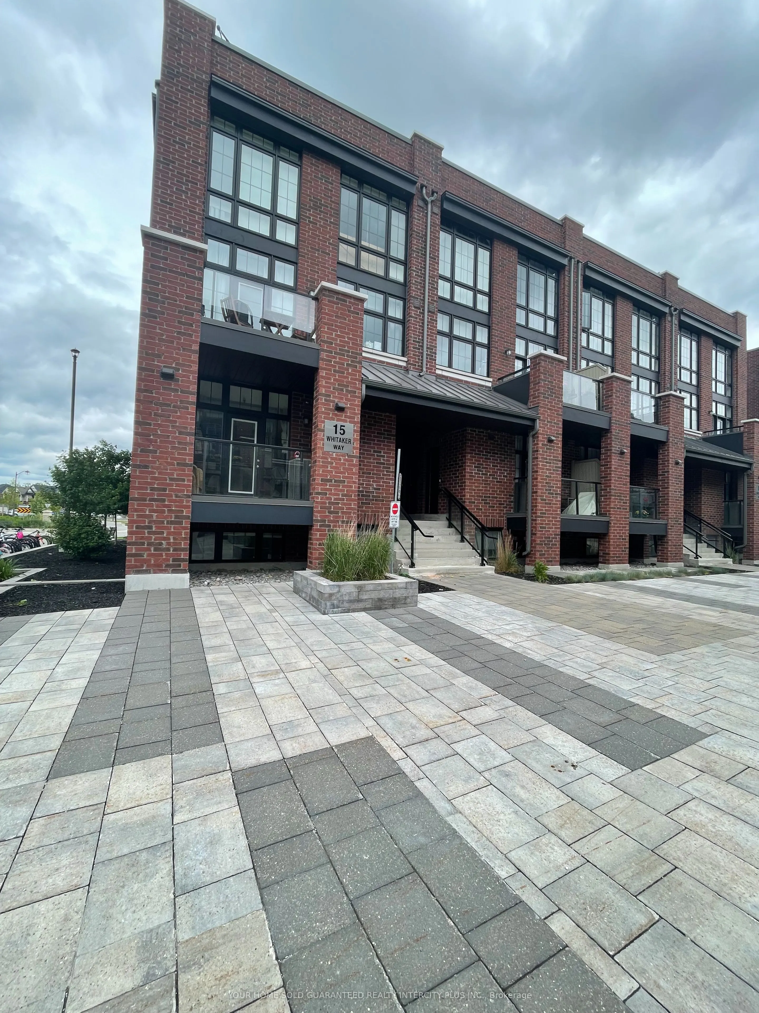 15 Whitaker Way, #127