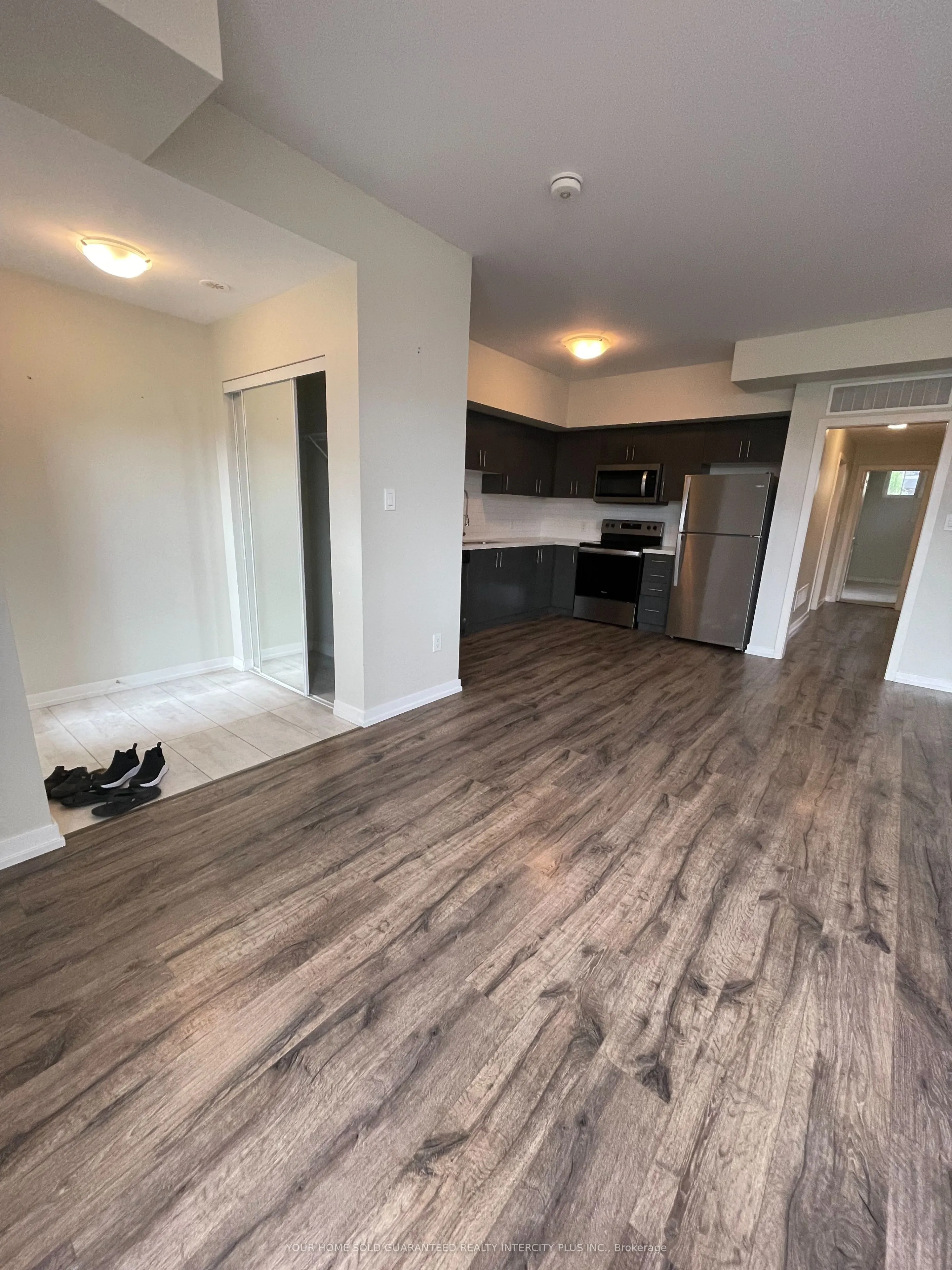 15 Whitaker Way, #127