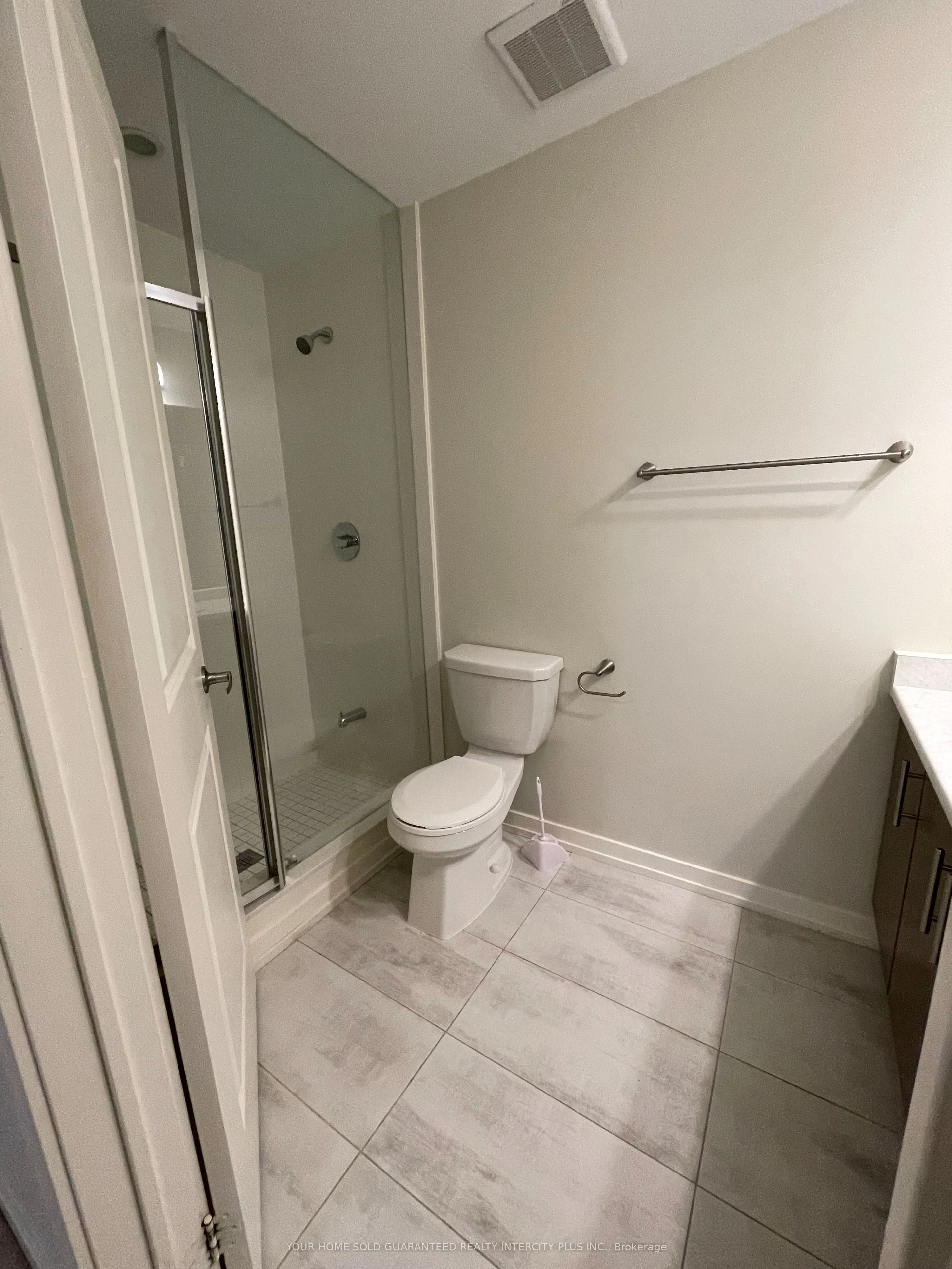 15 Whitaker Way, #127