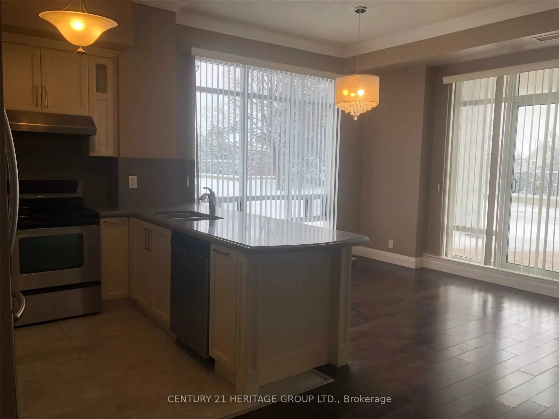 11121 Yonge Street, #104