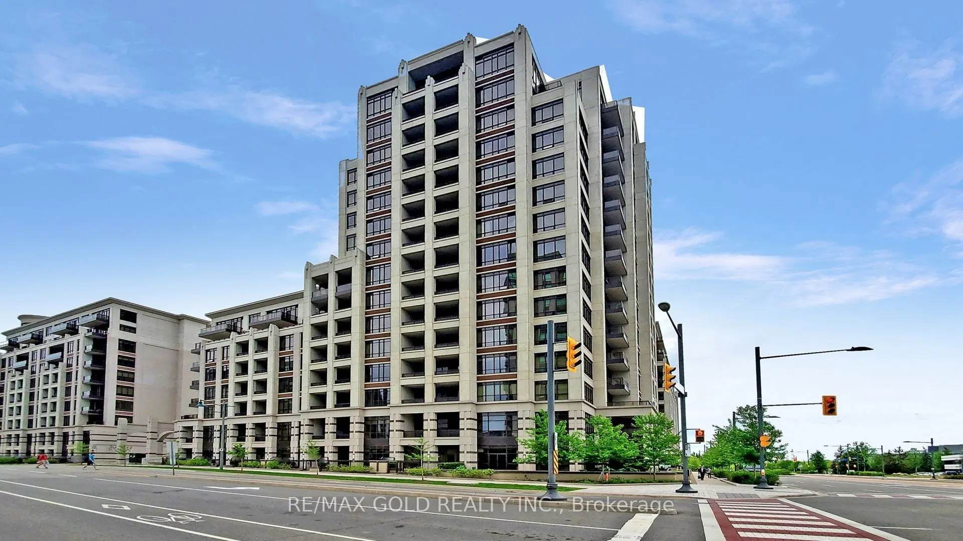 89 South Town Centre Boulevard, #901