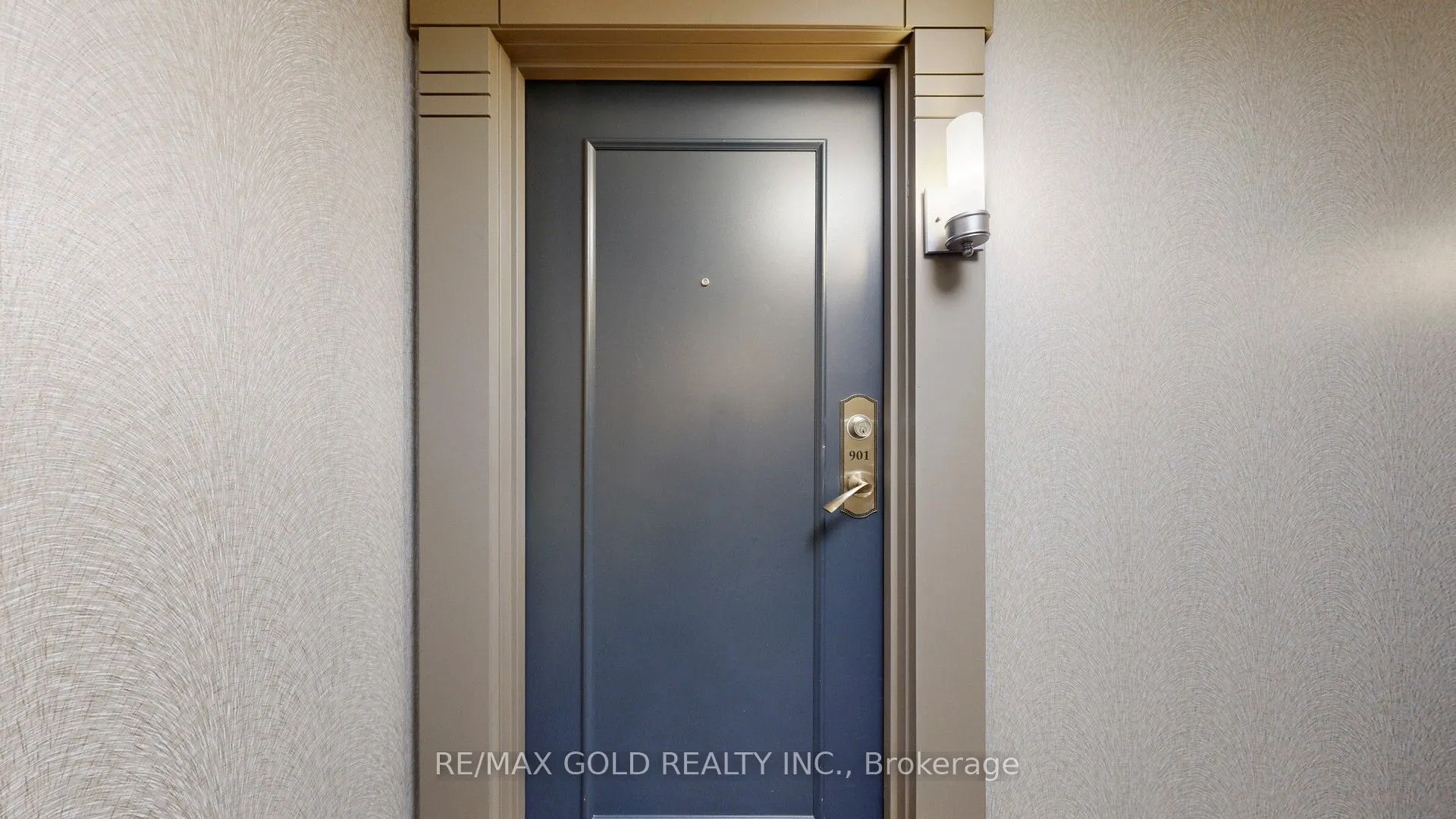 89 South Town Centre Boulevard, #901
