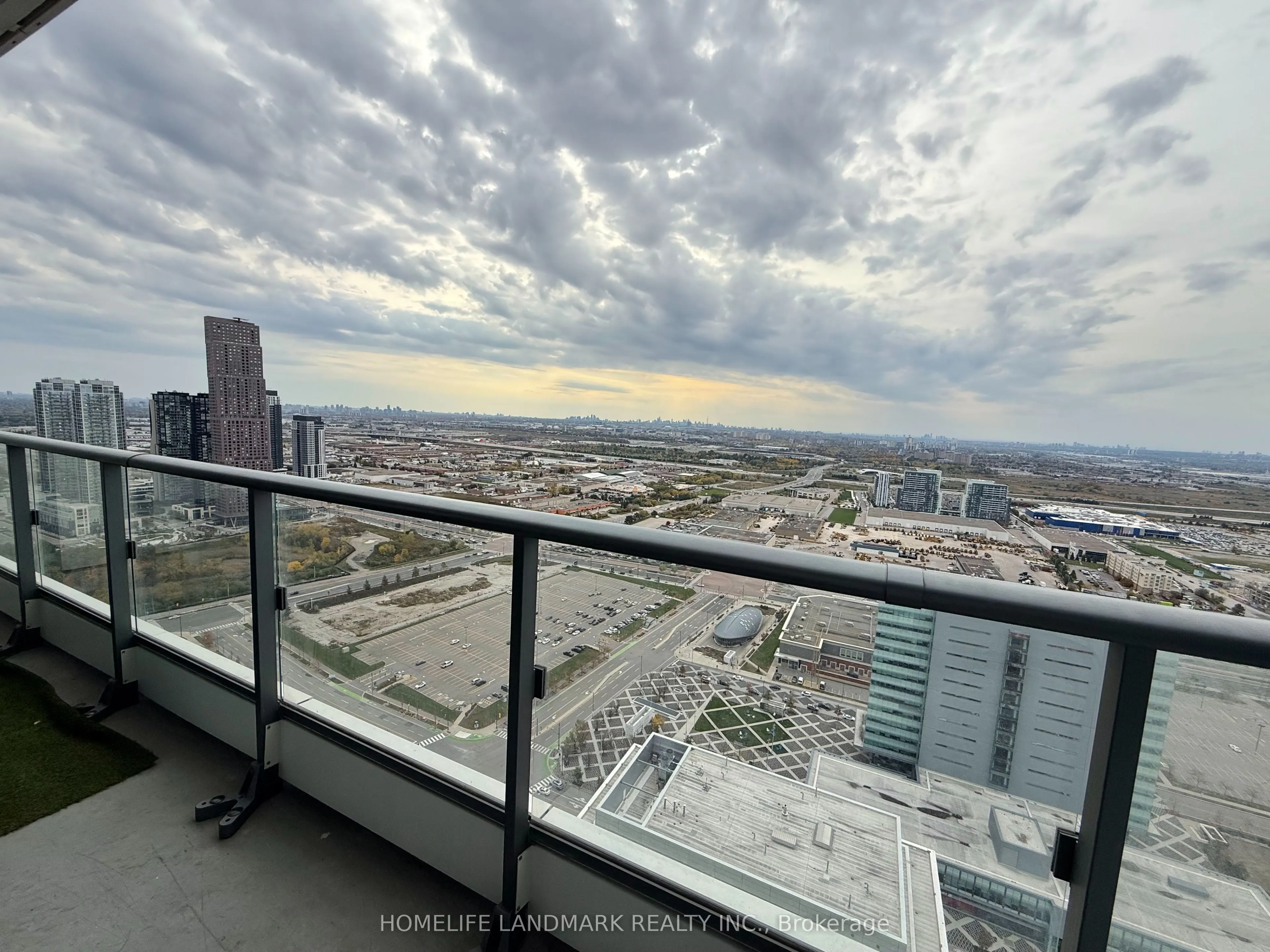 5 Buttermill Avenue, #4306
