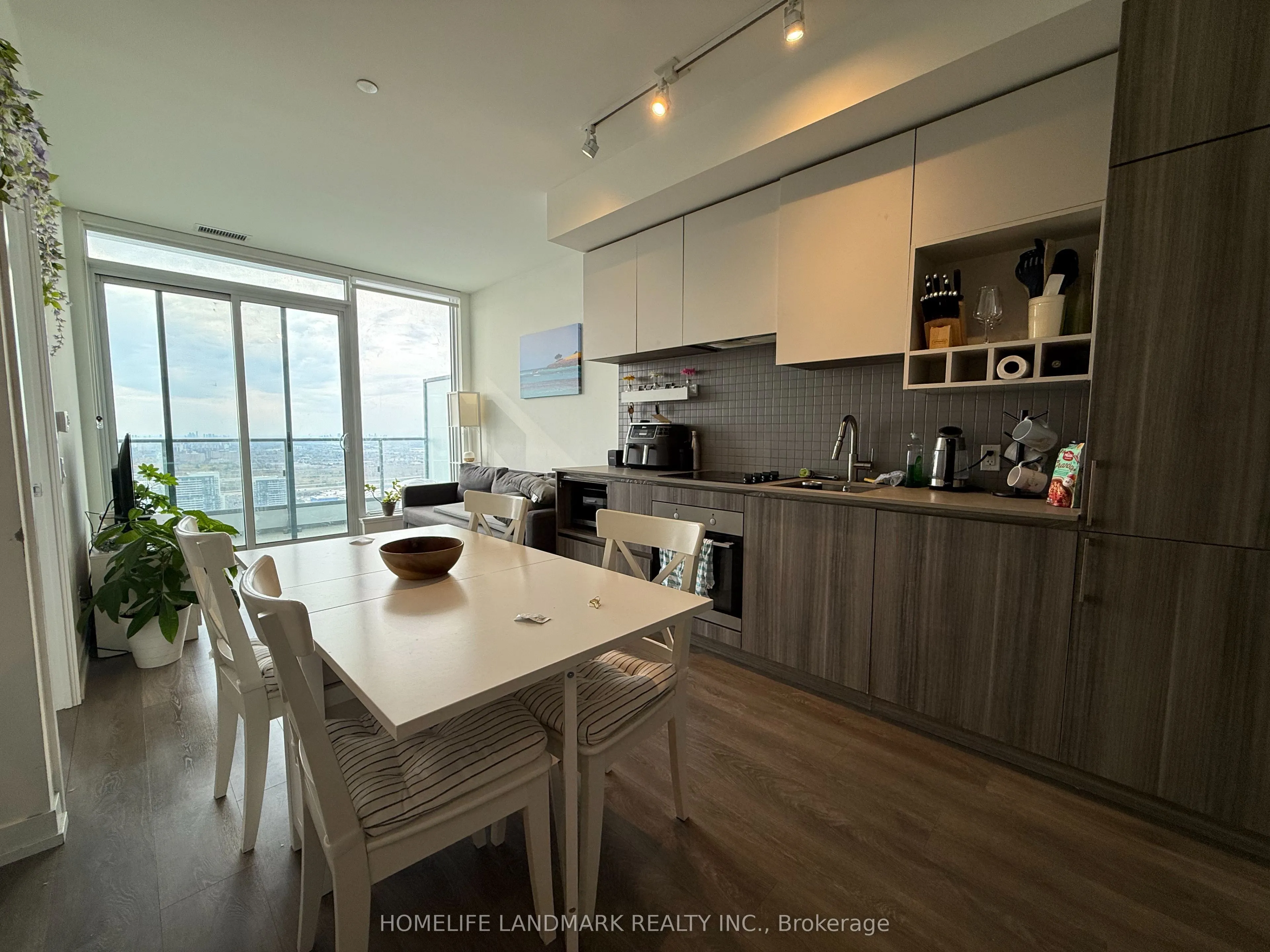5 Buttermill Avenue, #4306