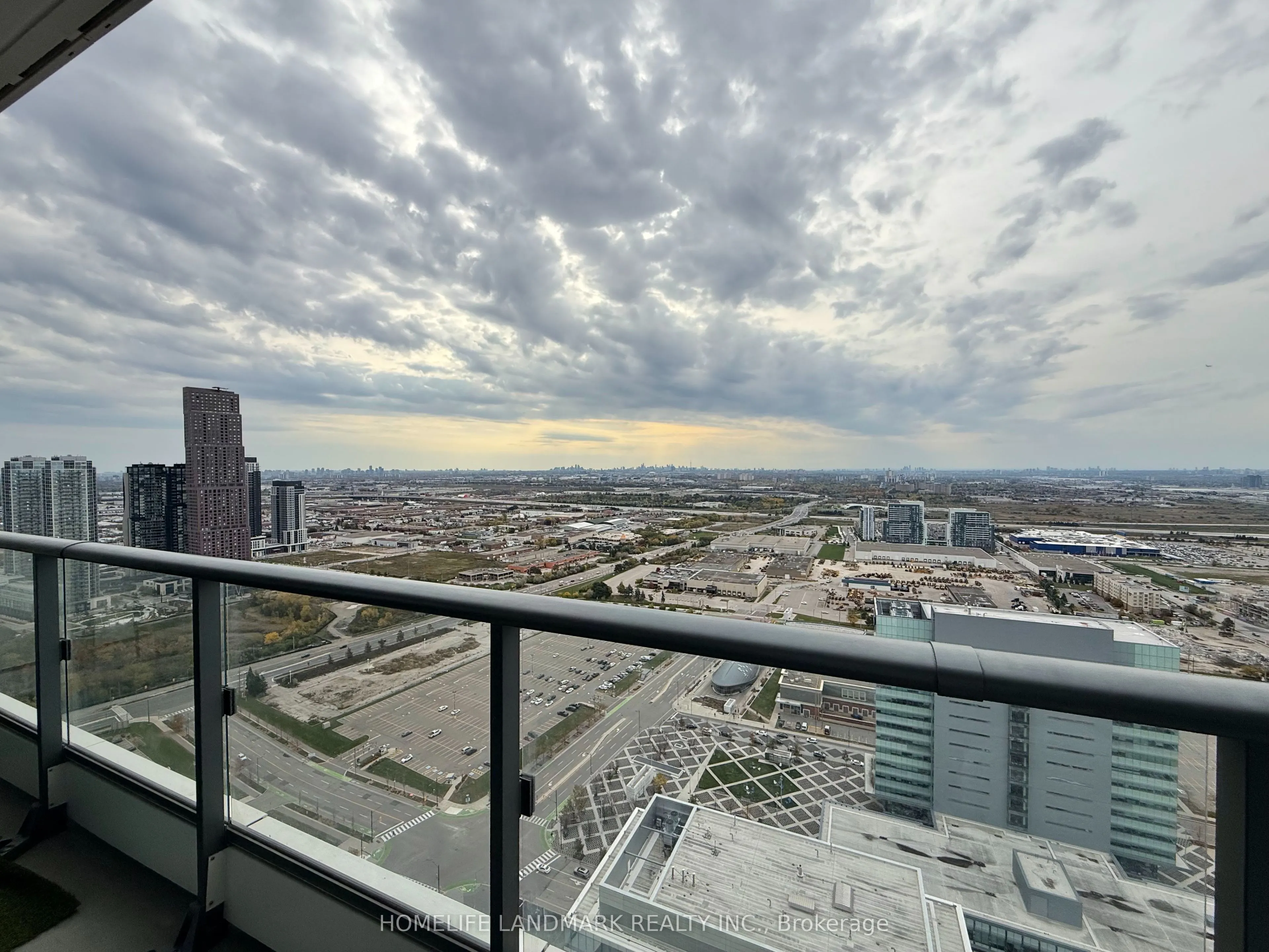 5 Buttermill Avenue, #4306