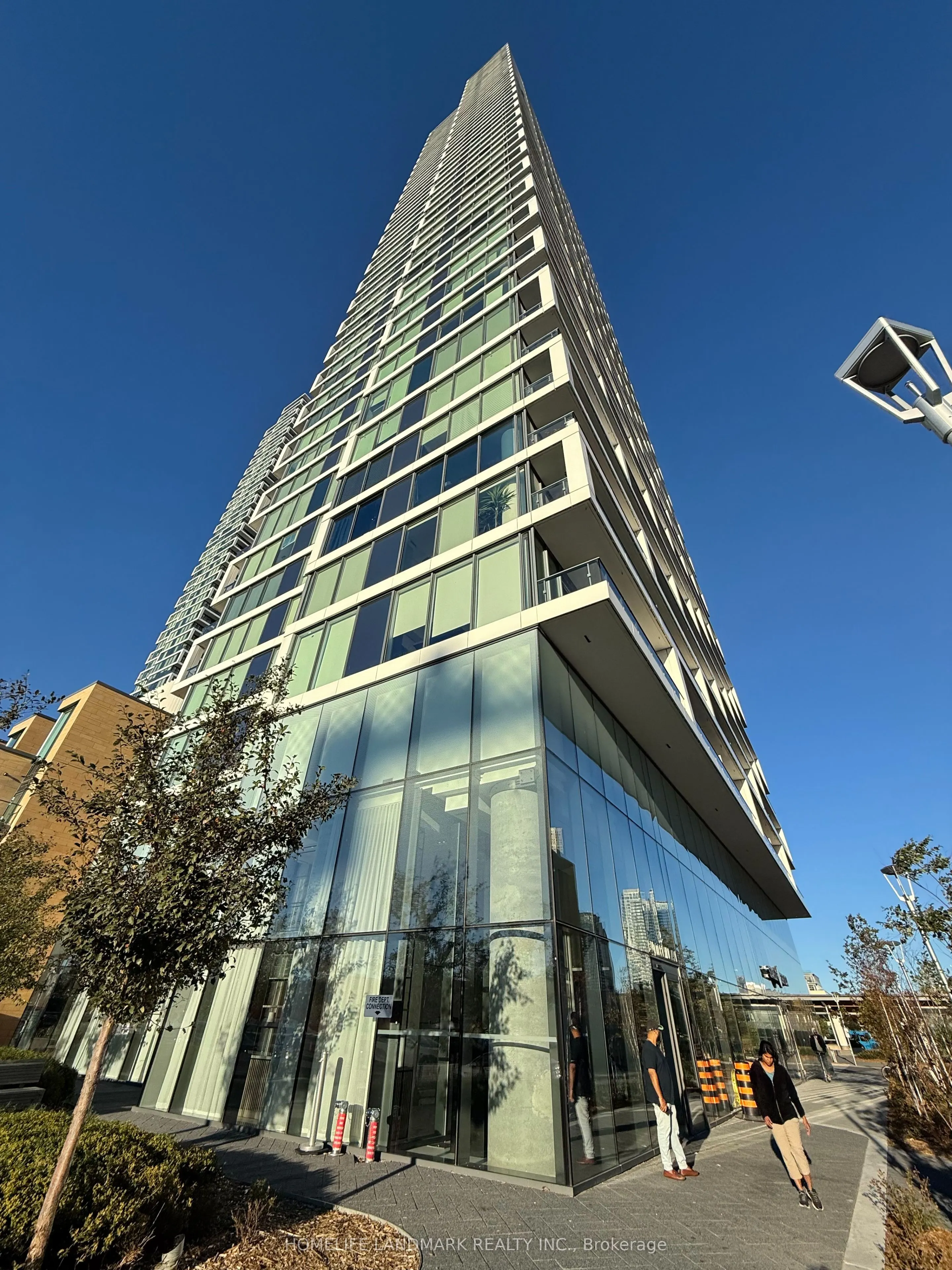 5 Buttermill Avenue, #4306