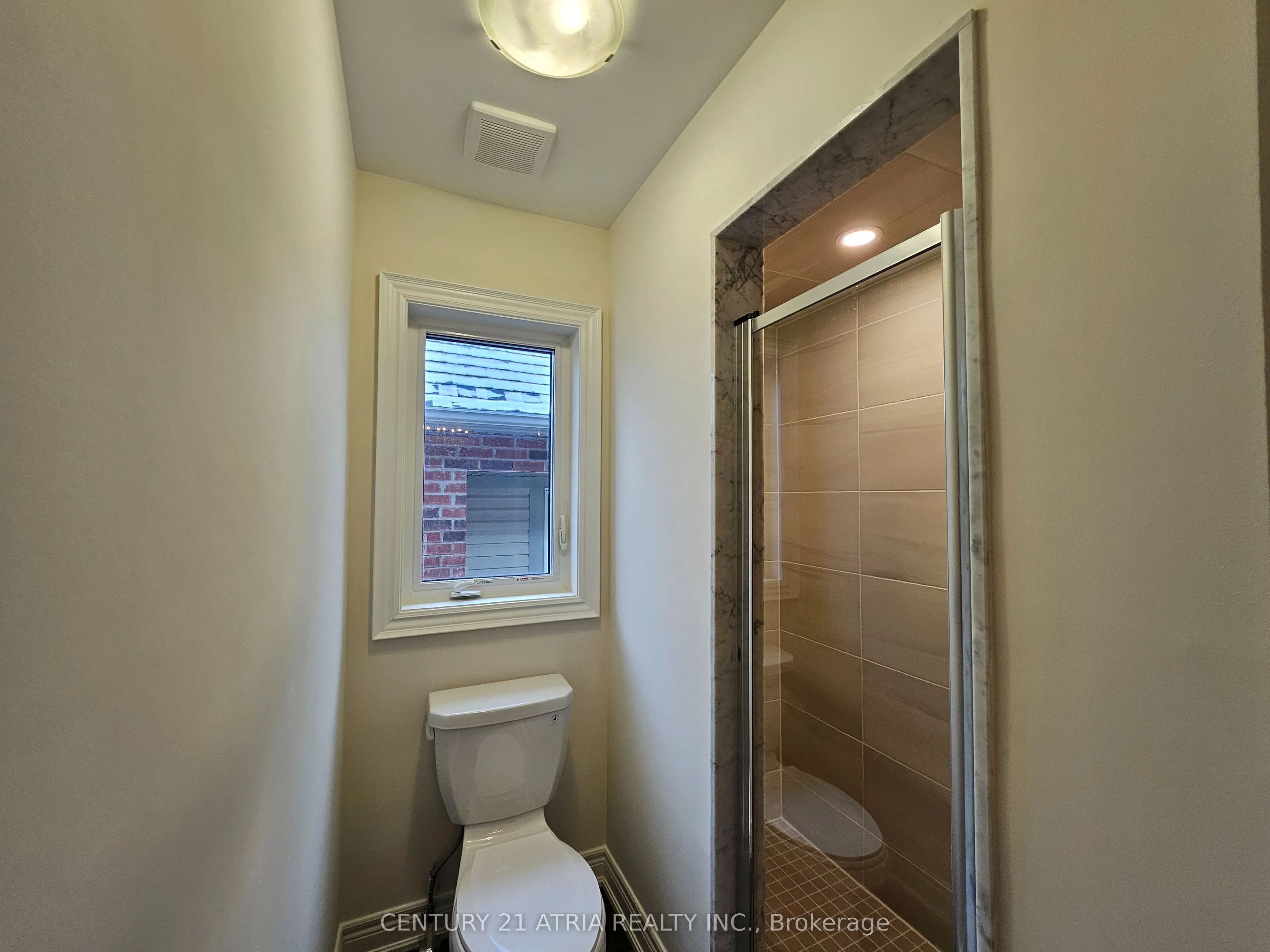 22 Watershed Gate, #upper