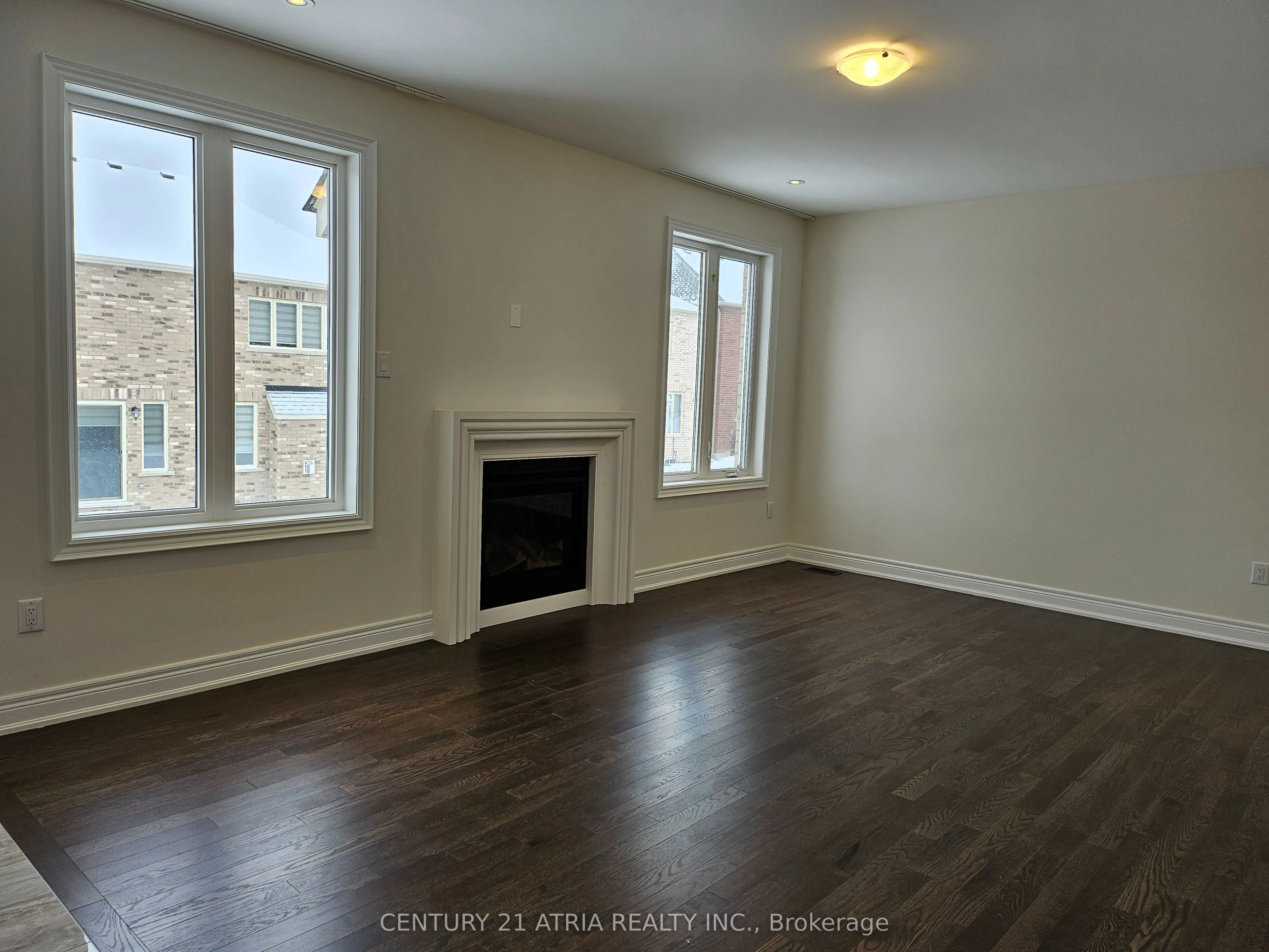 22 Watershed Gate, #upper