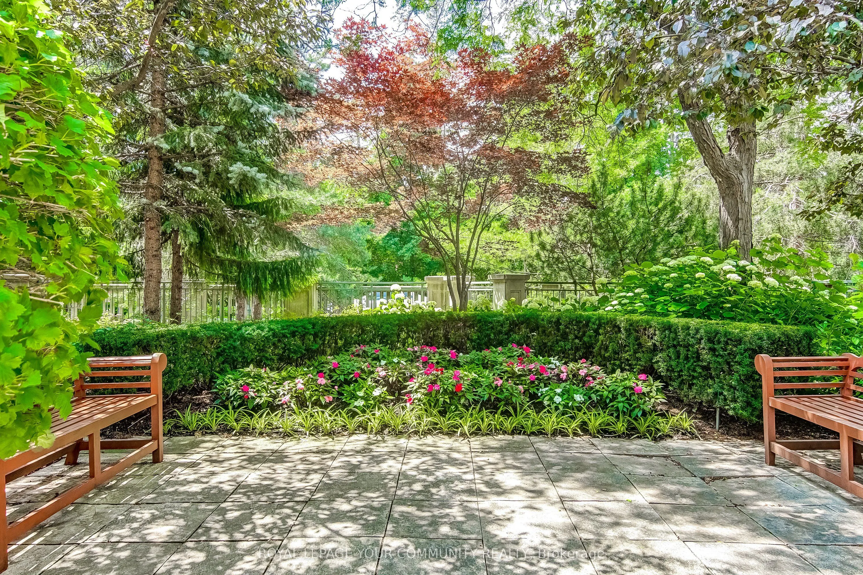 7071 Bayview Avenue, #304