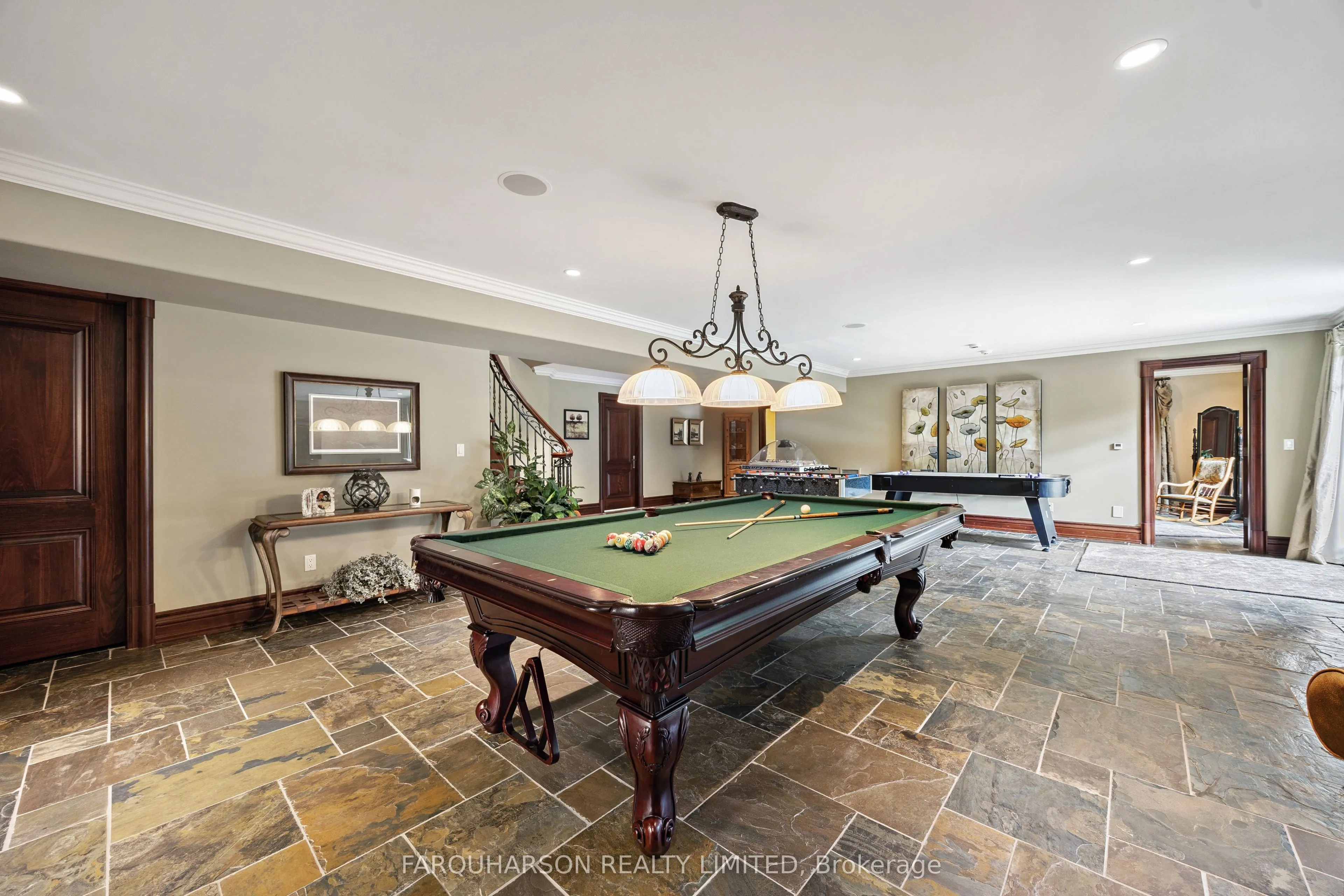 7300 Concession 2 Road