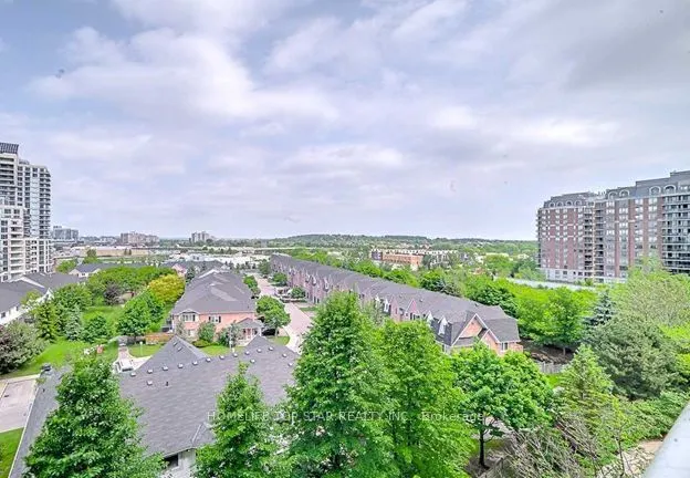 29 Northern Heights Drive E, #716