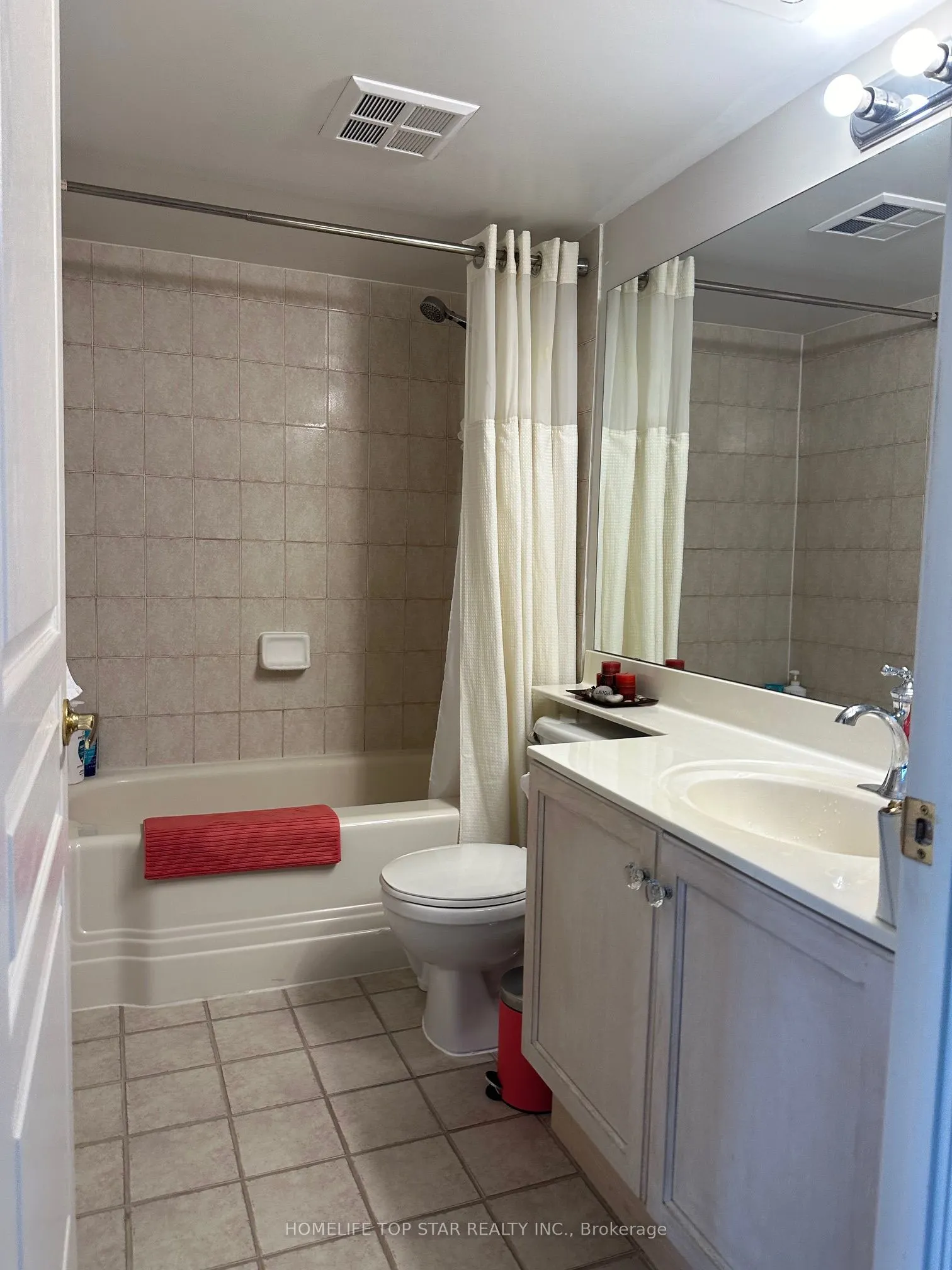29 Northern Heights Drive E, #716