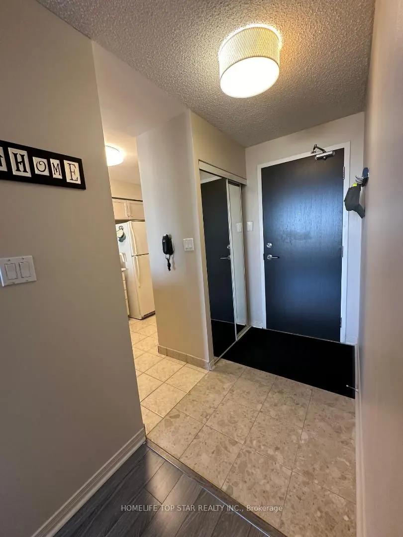 29 Northern Heights Drive E, #716