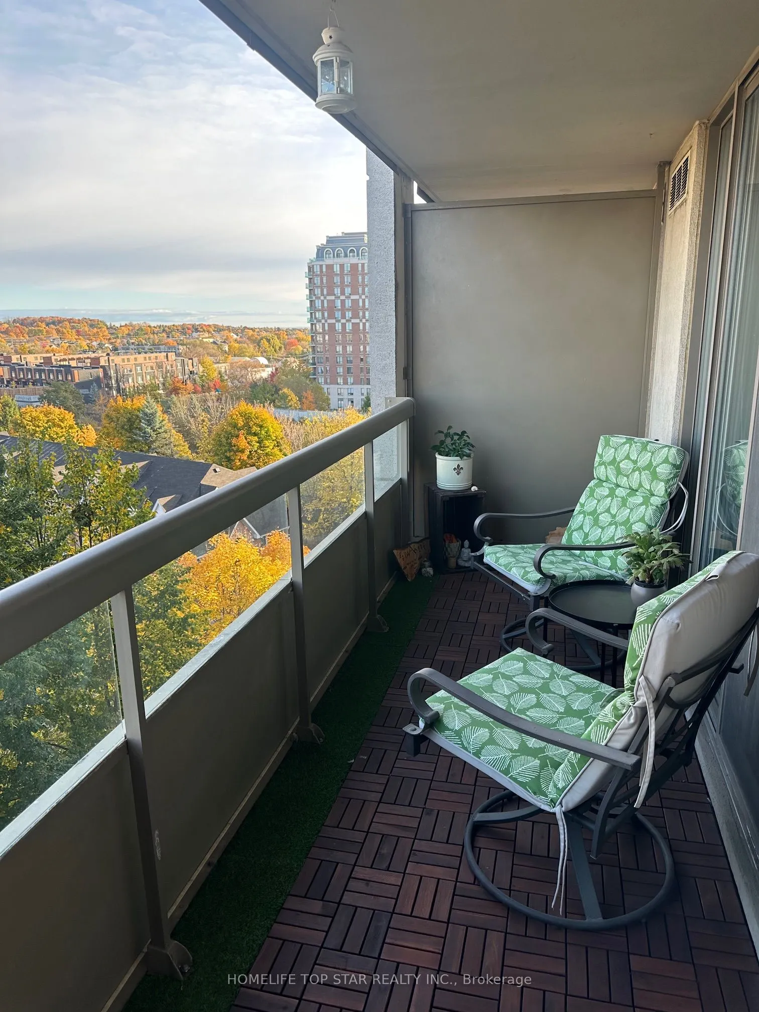 29 Northern Heights Drive E, #716