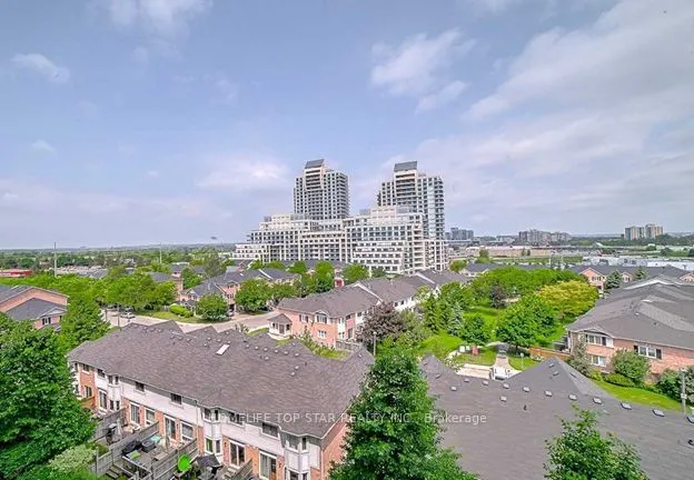 29 Northern Heights Drive E, #716