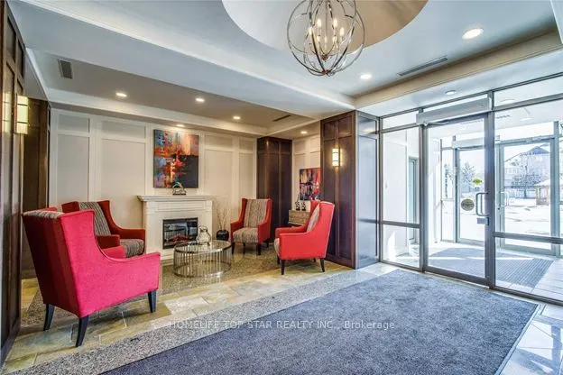 29 Northern Heights Drive E, #716