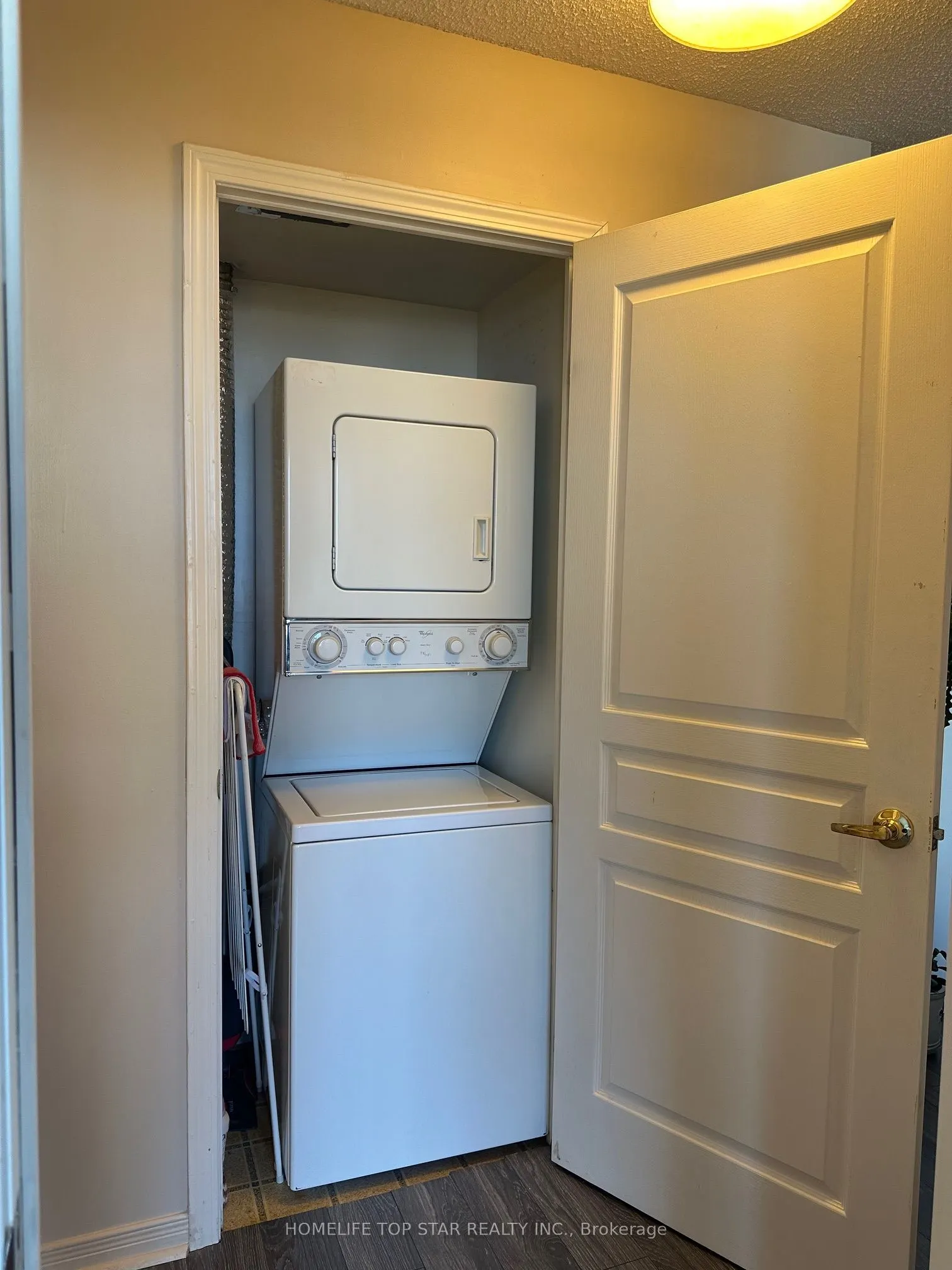 29 Northern Heights Drive E, #716