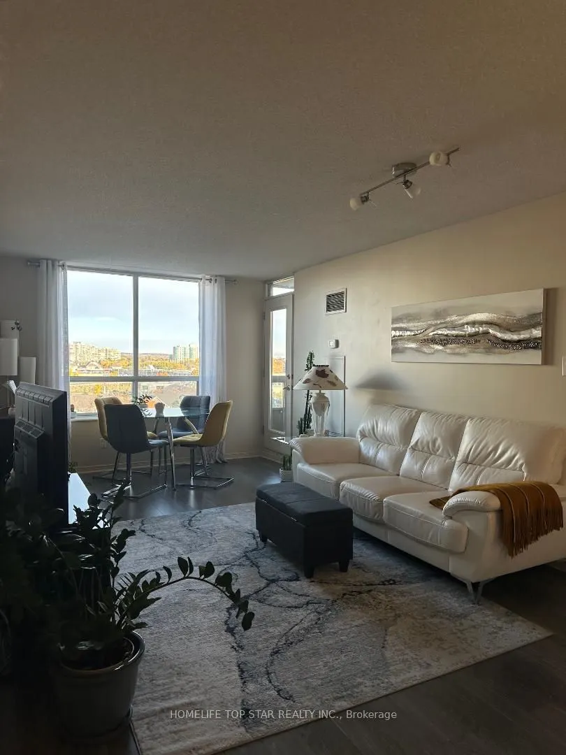 29 Northern Heights Drive E, #716
