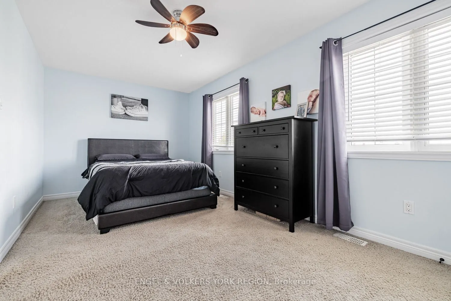 176 Banting Crescent