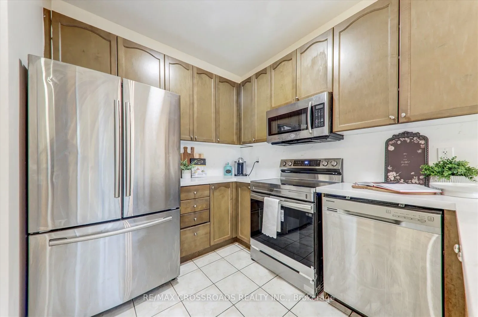 189 Riverwalk Drive