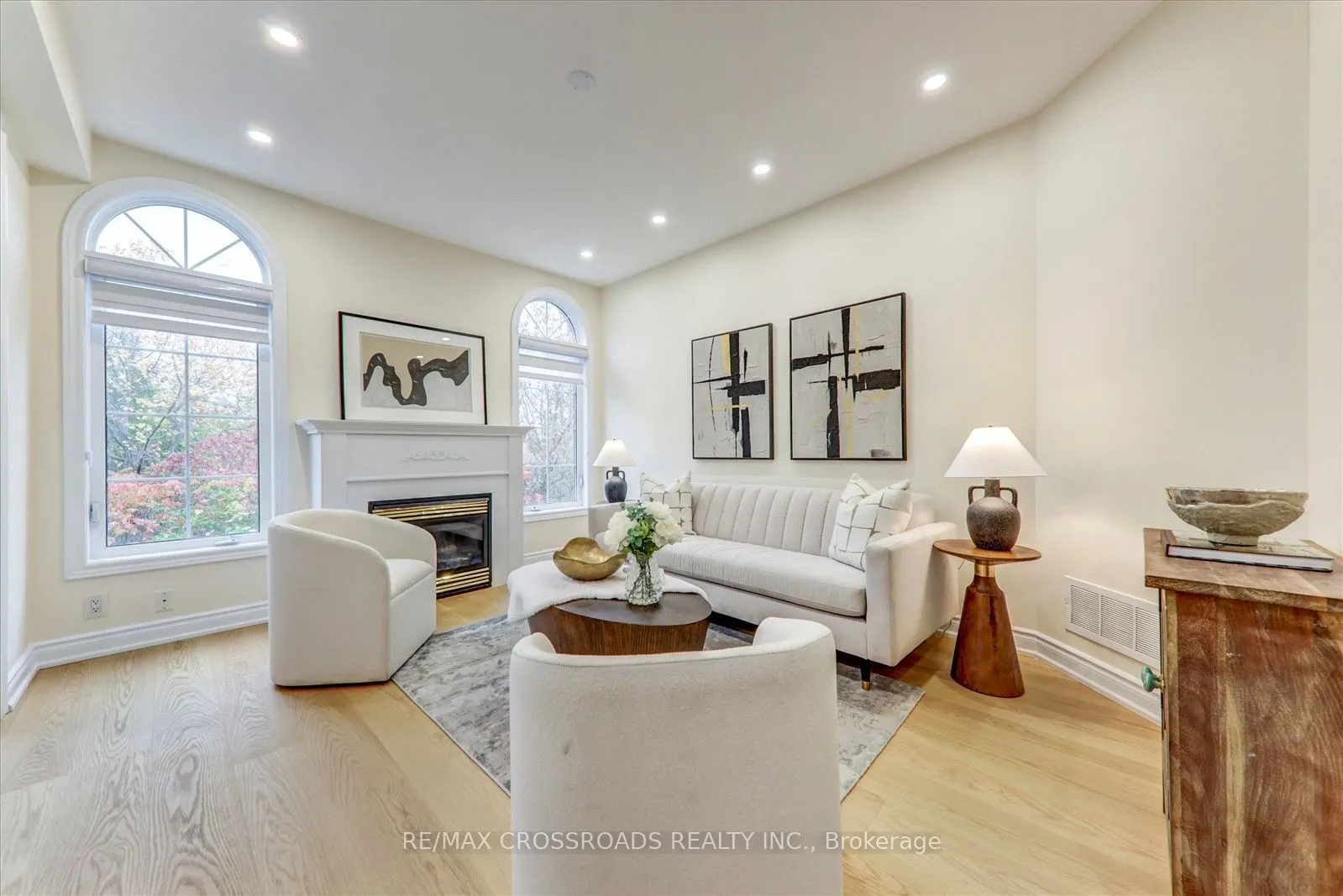 189 Riverwalk Drive