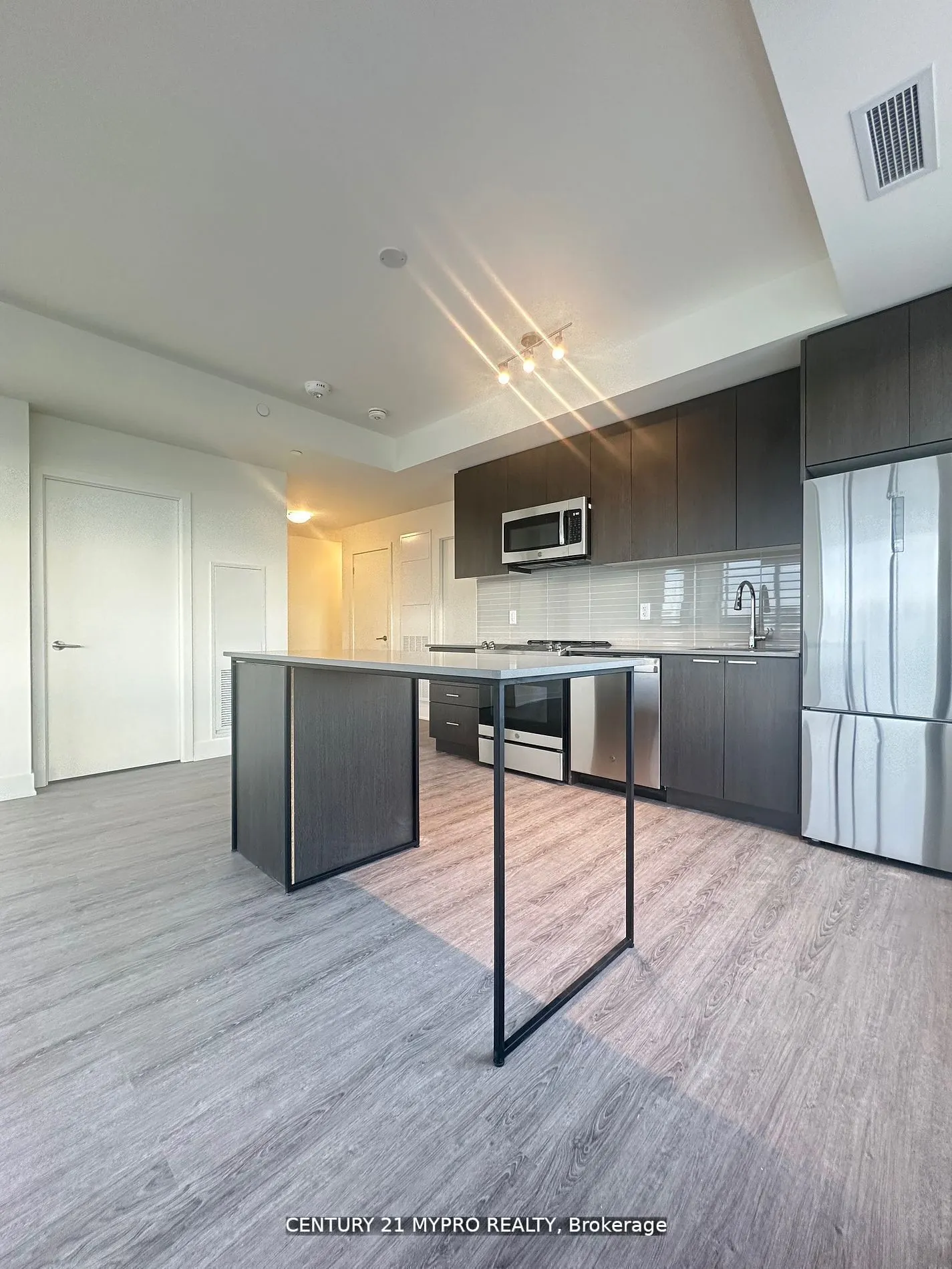 185 Deerfield Road, #311