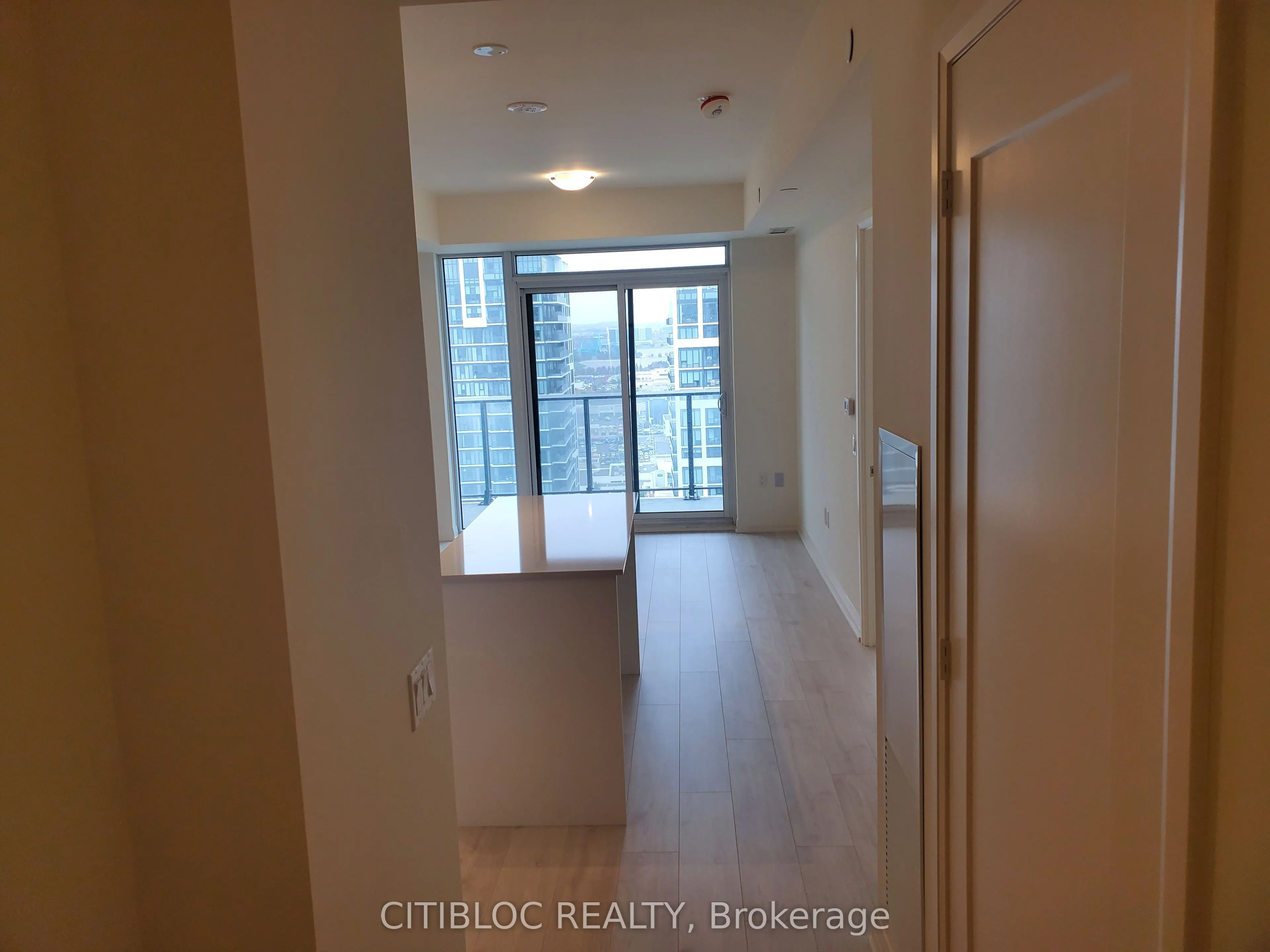 8960 Jane Street, #2518