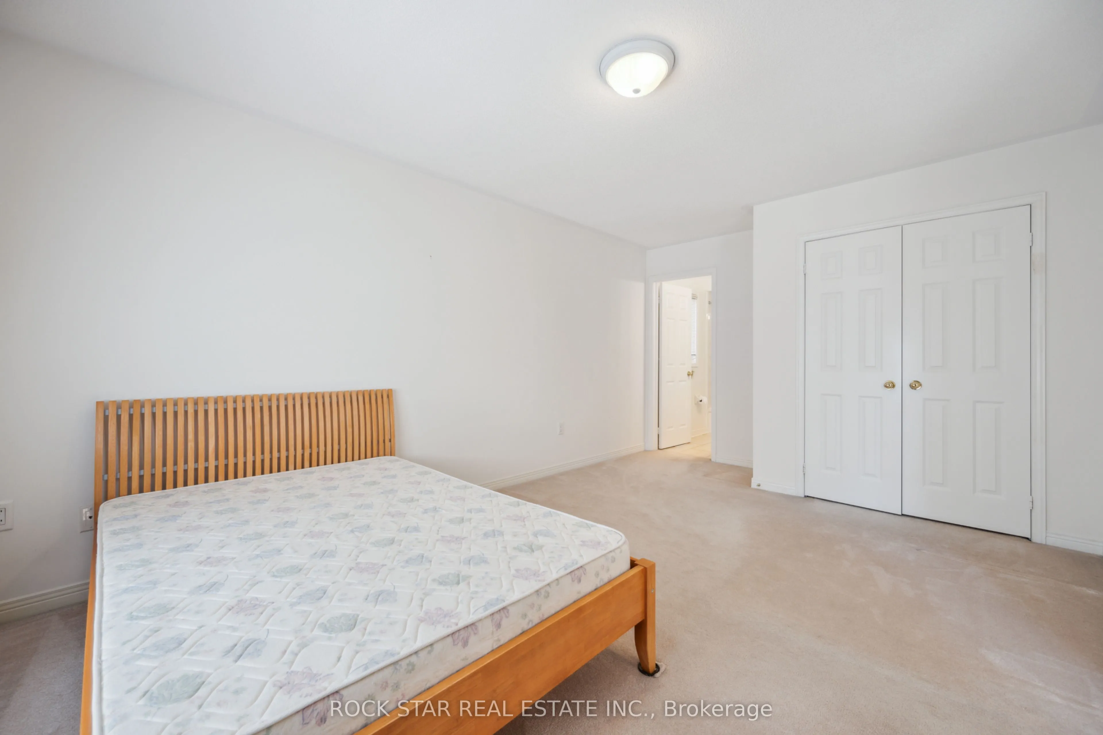 18 Burndenford Crescent