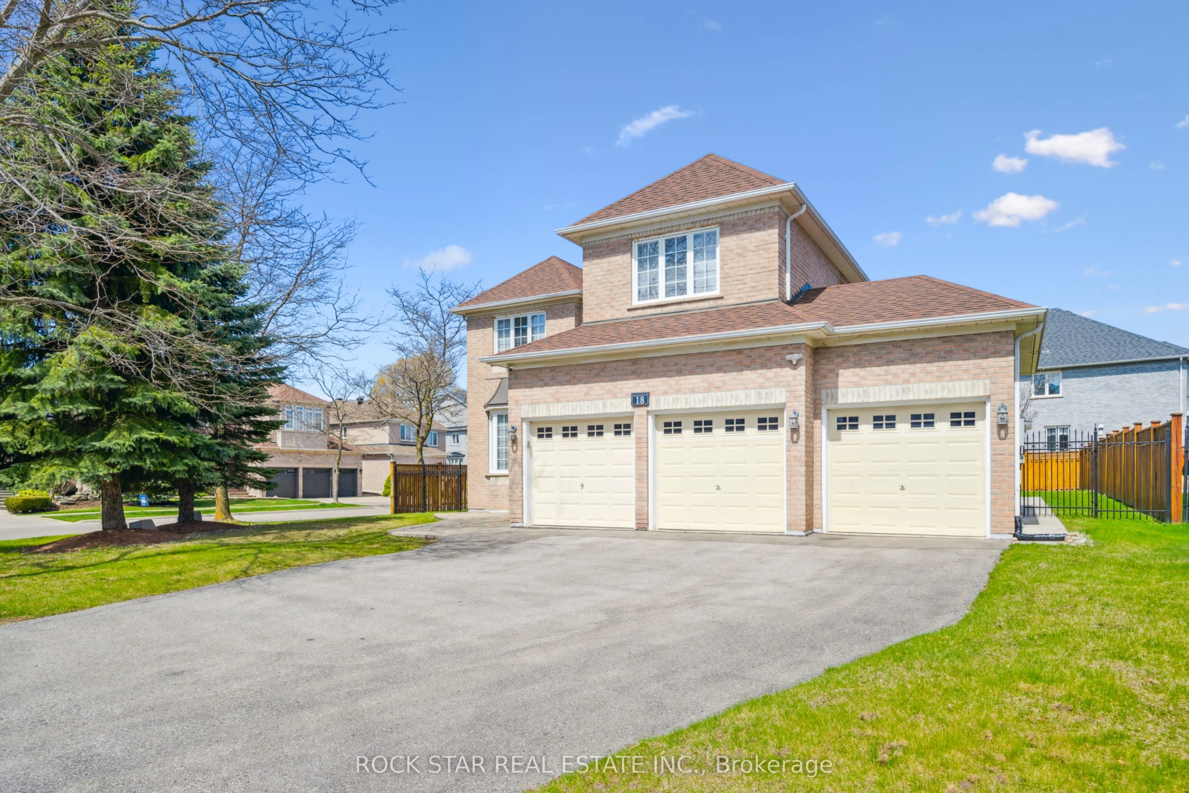 18 Burndenford Crescent