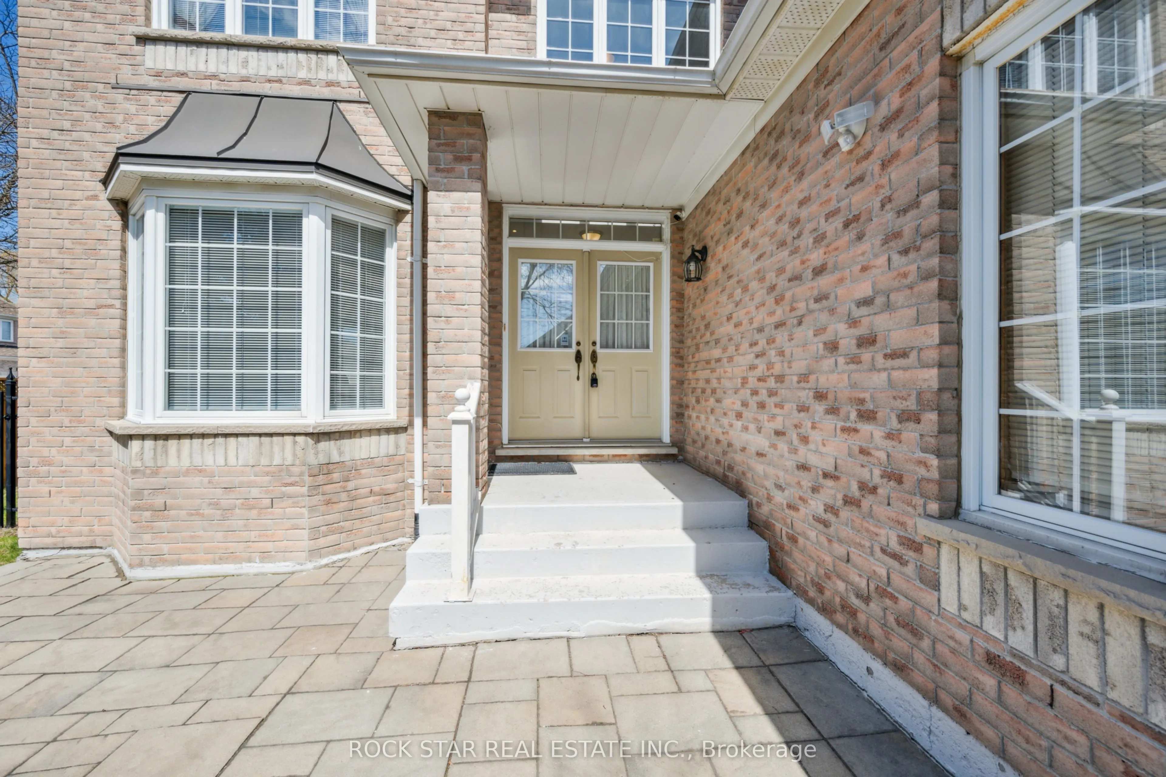 18 Burndenford Crescent
